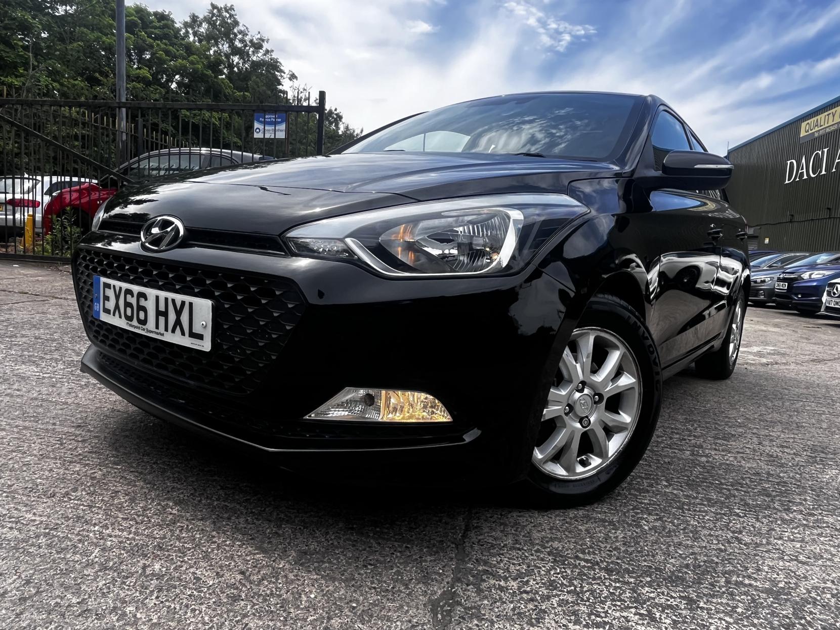 Hyundai i20 1.2 Blue Drive SE Hatchback 5dr Petrol Manual Euro 6 (s/s) (84 ps)