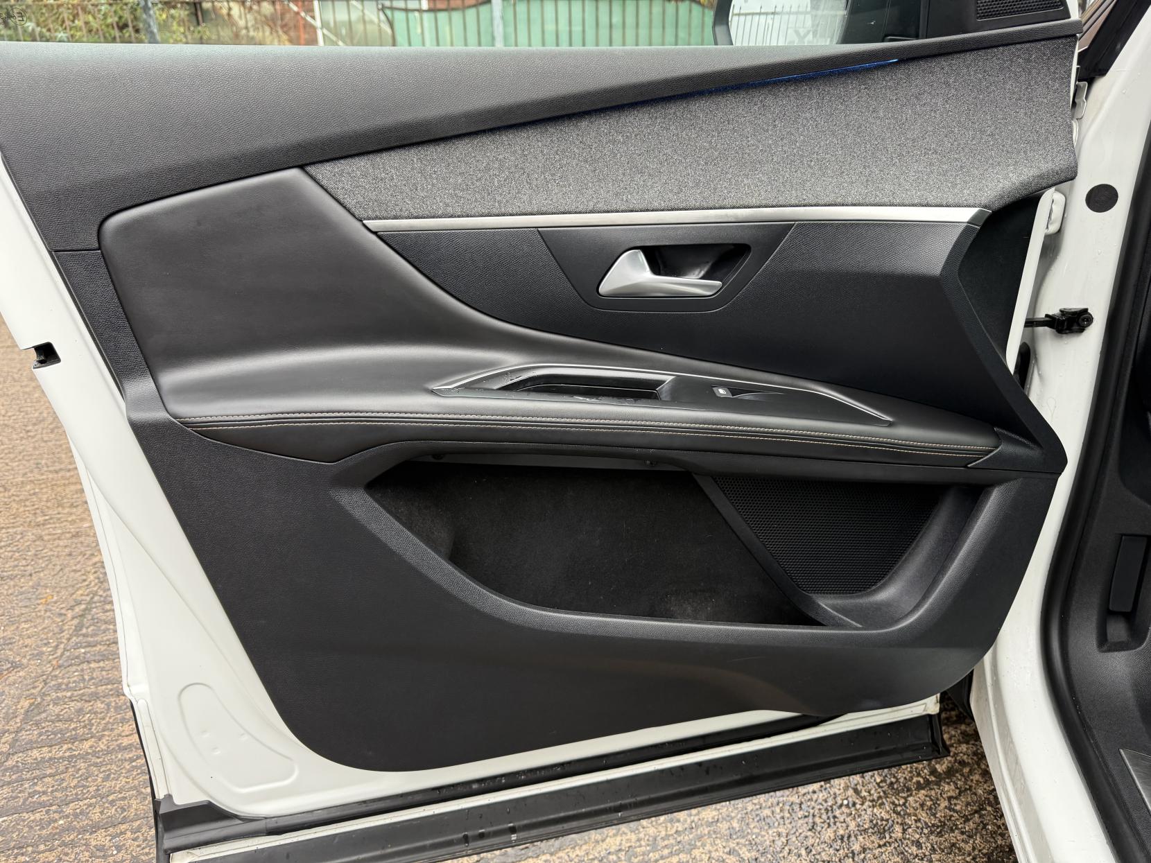 Peugeot 3008 1.6 BlueHDi GT Line SUV 5dr Diesel EAT Euro 6 (s/s) (120 ps)