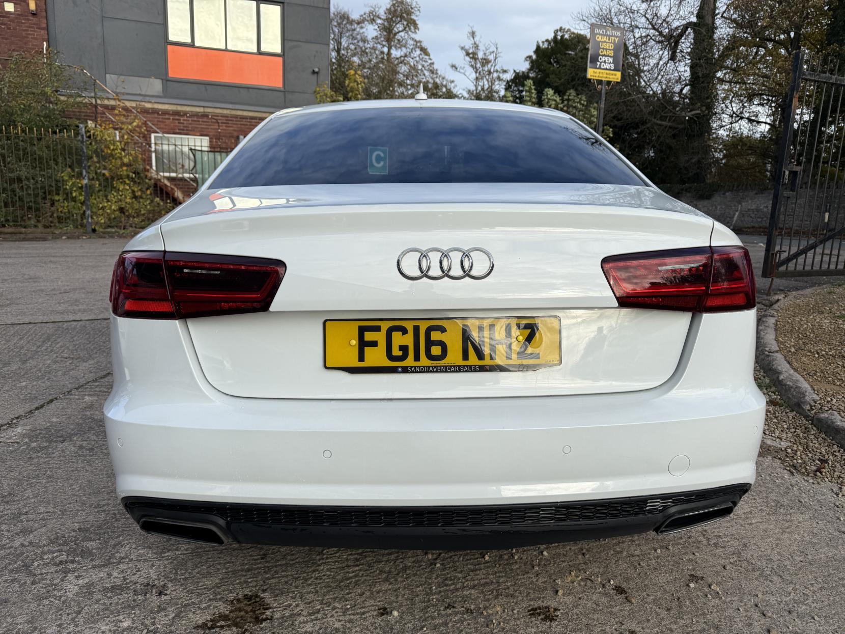 Audi A6 Saloon 2.0 TDI ultra Black Edition Saloon 4dr Diesel S Tronic Euro 6 (s/s) (190 ps)