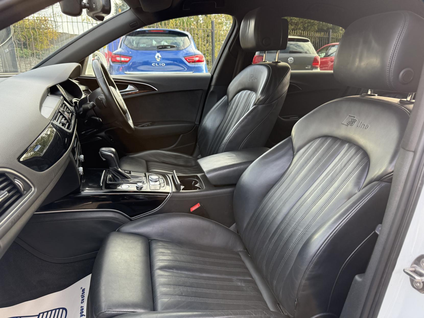 Audi A6 Saloon 2.0 TDI ultra Black Edition Saloon 4dr Diesel S Tronic Euro 6 (s/s) (190 ps)