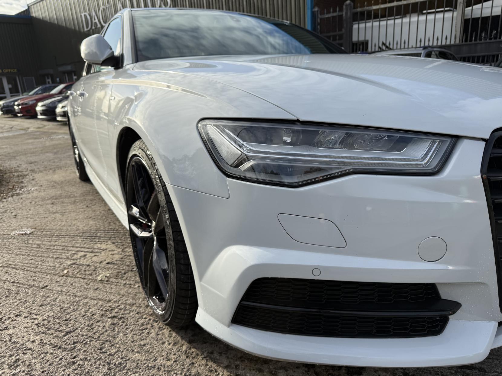 Audi A6 Saloon 2.0 TDI ultra Black Edition Saloon 4dr Diesel S Tronic Euro 6 (s/s) (190 ps)