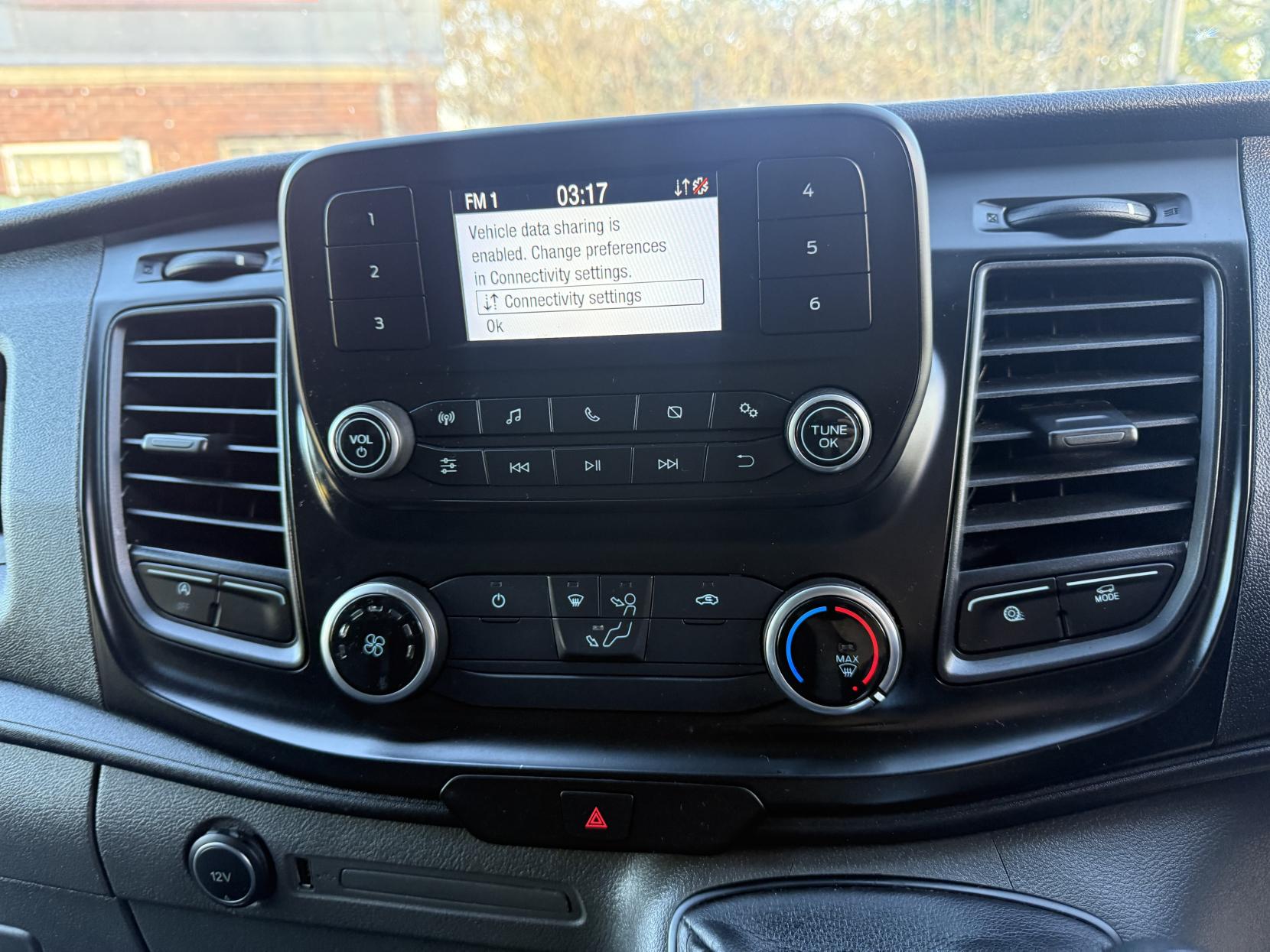 Ford Transit 2.0 350 EcoBlue Leader Panel Van 5dr Diesel Manual RWD L3 H2 Euro 6 (s/s) (130 ps)