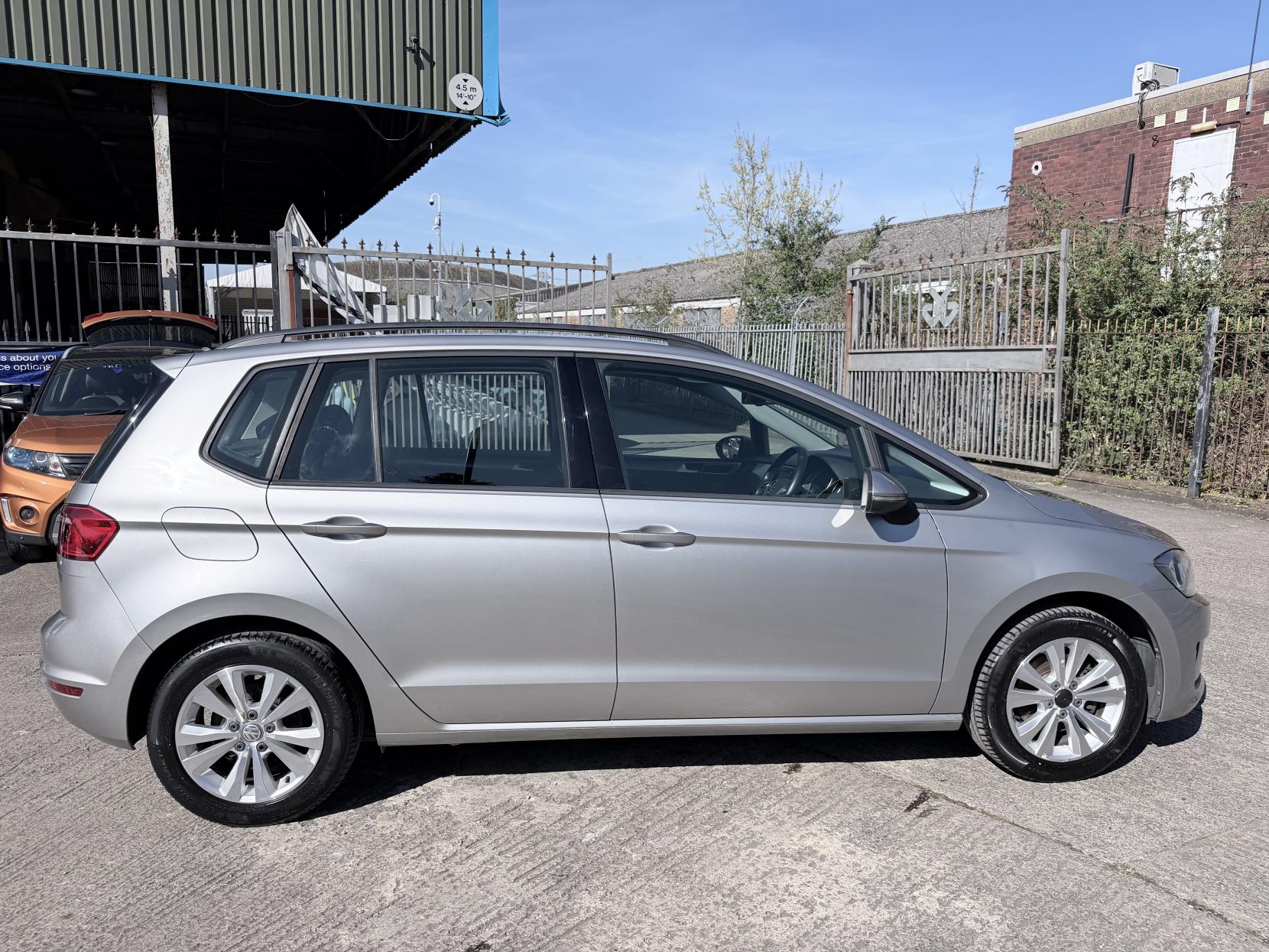 Volkswagen Golf SV 1.6 TDI BlueMotion Tech SE MPV 5dr Diesel Manual Euro 6 (s/s) (110 ps)