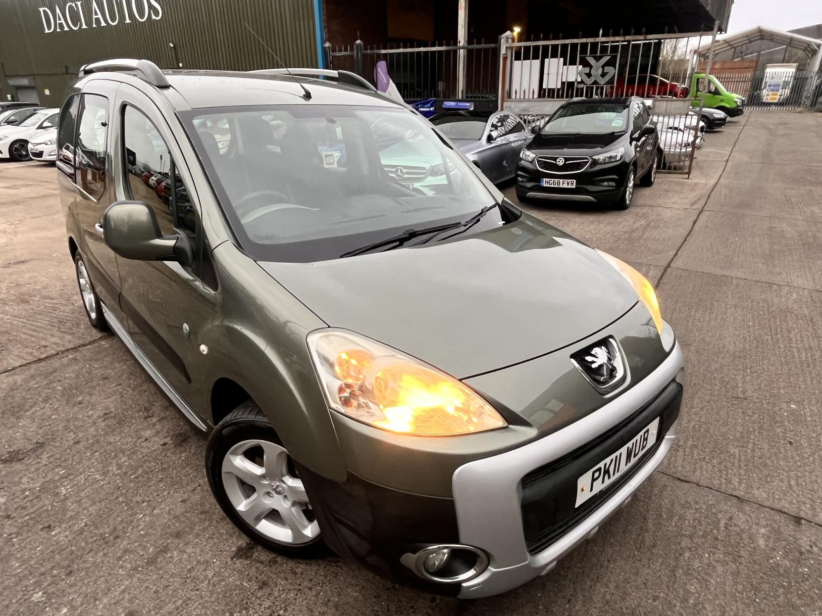 Peugeot Partner Tepee 1.6 HDi 8v Tepee Outdoor MPV 5dr Diesel Manual (139 g/km, 112 bhp)