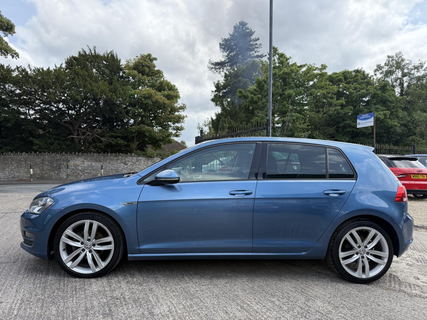 Volkswagen Golf 1.4 TSI BlueMotion Tech ACT GT Edition Hatchback 5dr Petrol Manual Euro 6 (s/s) (150 ps)