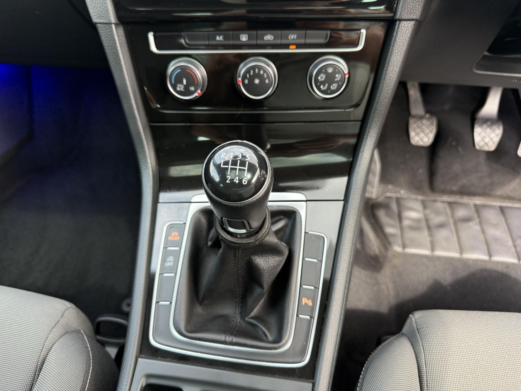 Volkswagen Golf 1.4 TSI BlueMotion Tech ACT GT Edition Hatchback 5dr Petrol Manual Euro 6 (s/s) (150 ps)