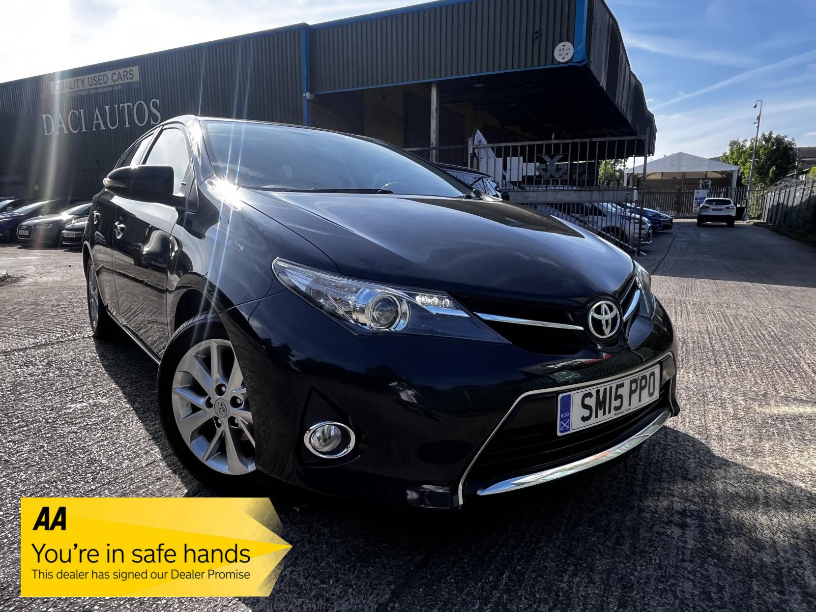 Toyota Auris 1.33 Dual VVT-i Icon Hatchback 5dr Petrol Manual Euro 5 (s/s) (101 ps)