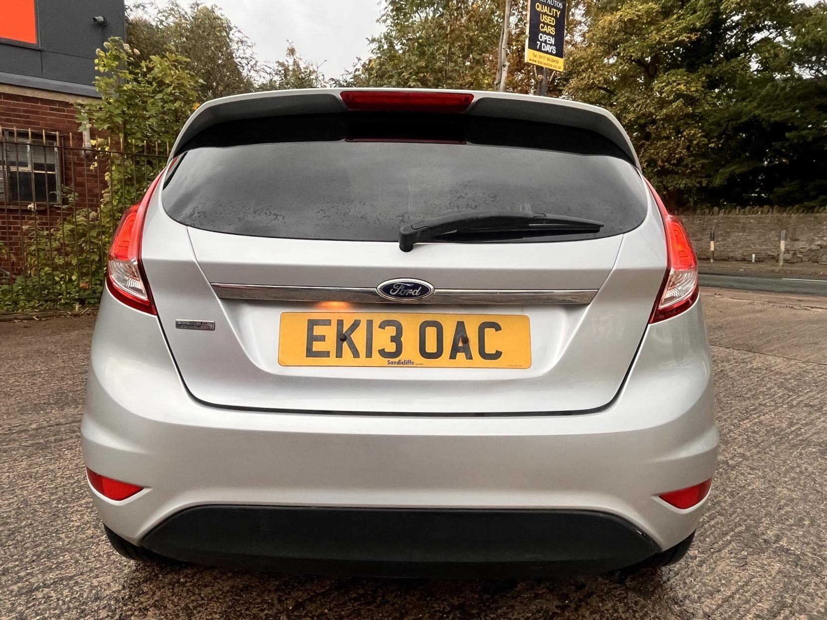 Ford Fiesta 1.0T EcoBoost Titanium Hatchback 5dr Petrol Manual Euro 5 (s/s) (100 ps)