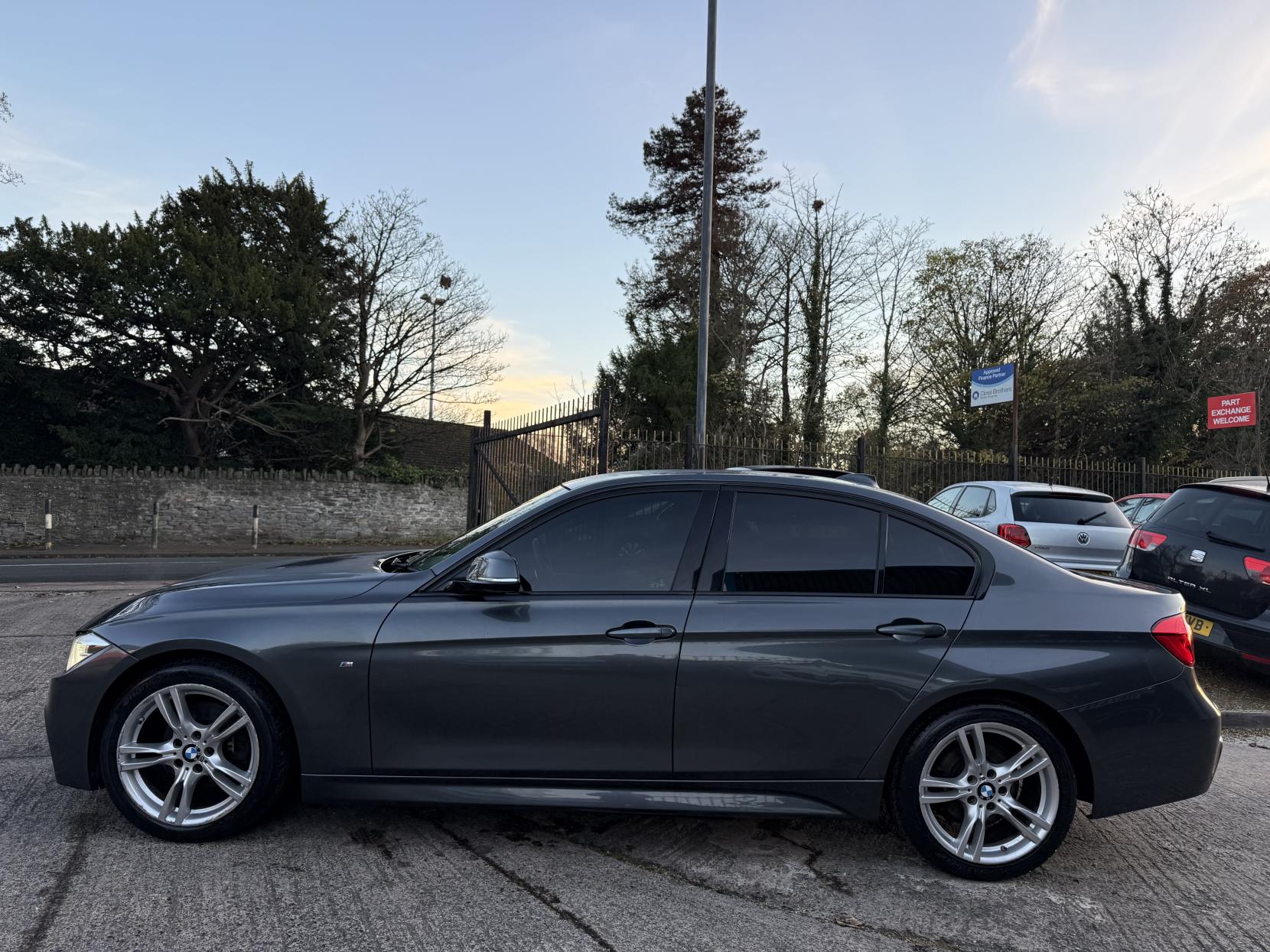 BMW 3 Series 2.0 320d M Sport Saloon 4dr Diesel Auto Euro 6 (s/s) (190 ps)