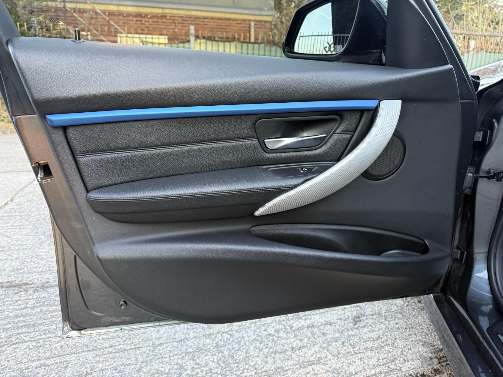 BMW 3 Series 2.0 320d M Sport Saloon 4dr Diesel Auto Euro 6 (s/s) (190 ps)