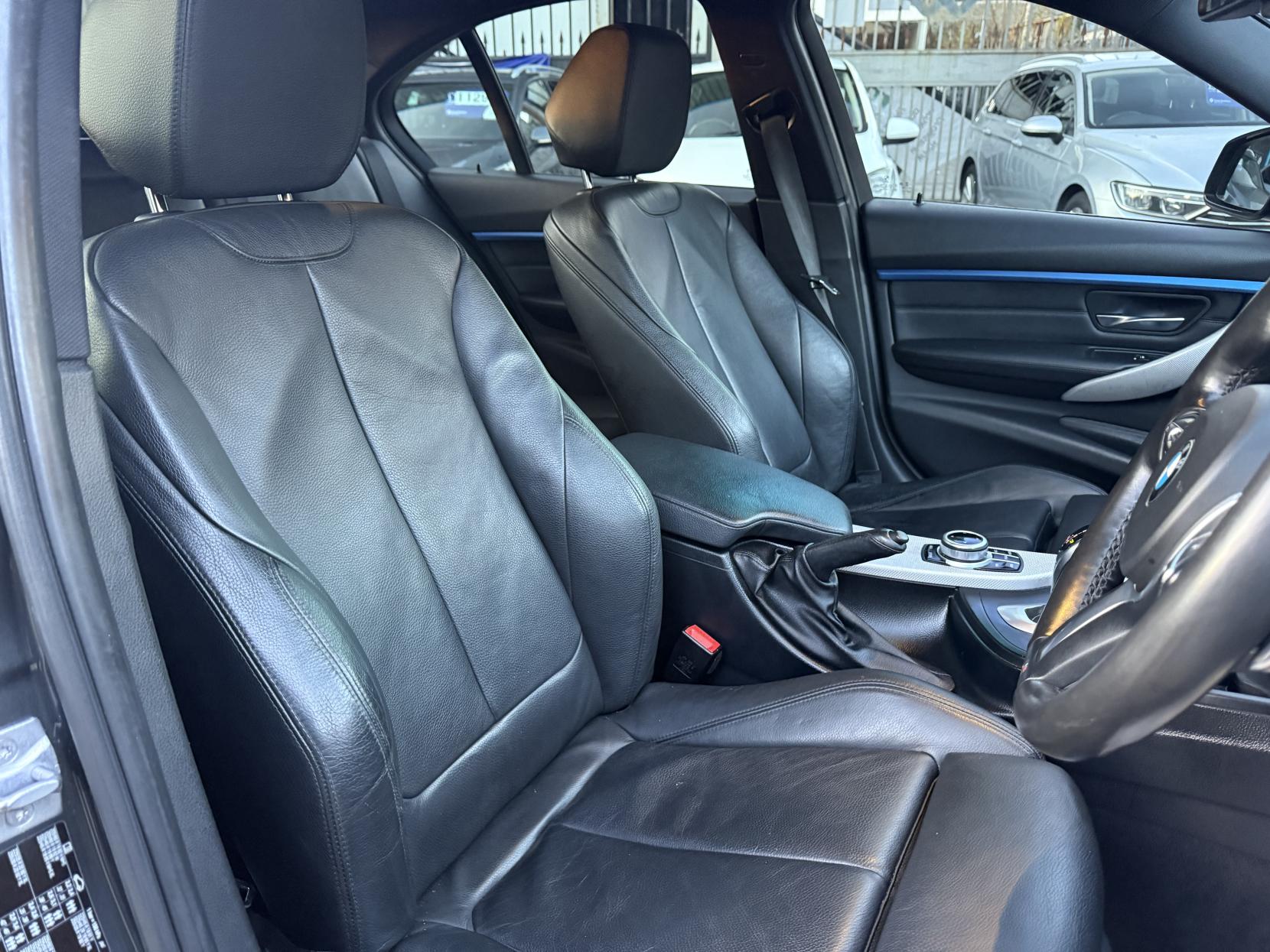 BMW 3 Series 2.0 320d M Sport Saloon 4dr Diesel Auto Euro 6 (s/s) (190 ps)