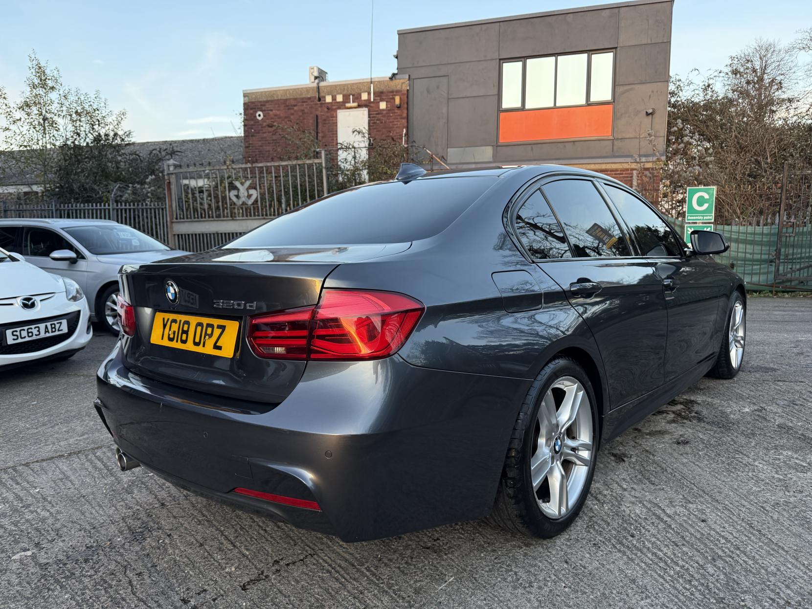 BMW 3 Series 2.0 320d M Sport Saloon 4dr Diesel Auto Euro 6 (s/s) (190 ps)