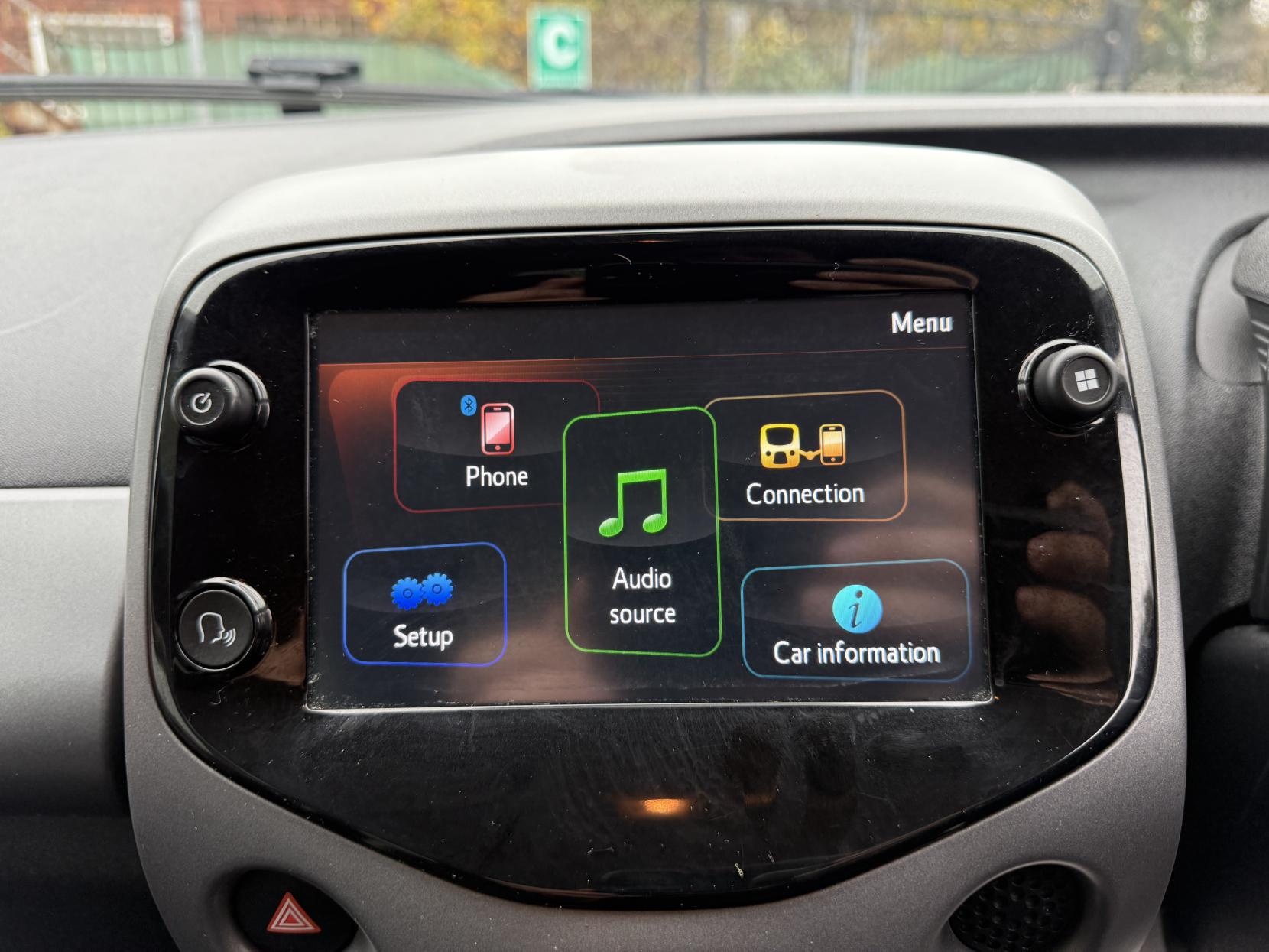 Toyota AYGO 1.0 VVT-i x-play Hatchback 5dr Petrol Manual Euro 6 (71 ps)