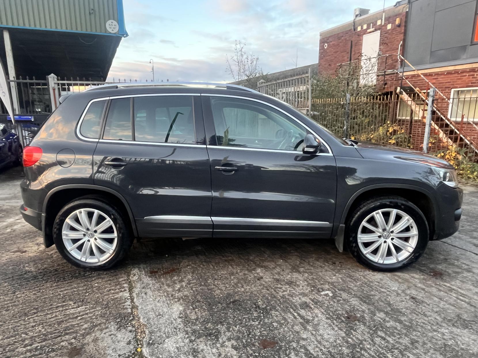 Volkswagen Tiguan 2.0 TDI BlueMotion Tech Match Edition SUV 5dr Diesel DSG 4WD Euro 6 (s/s) (184 ps)