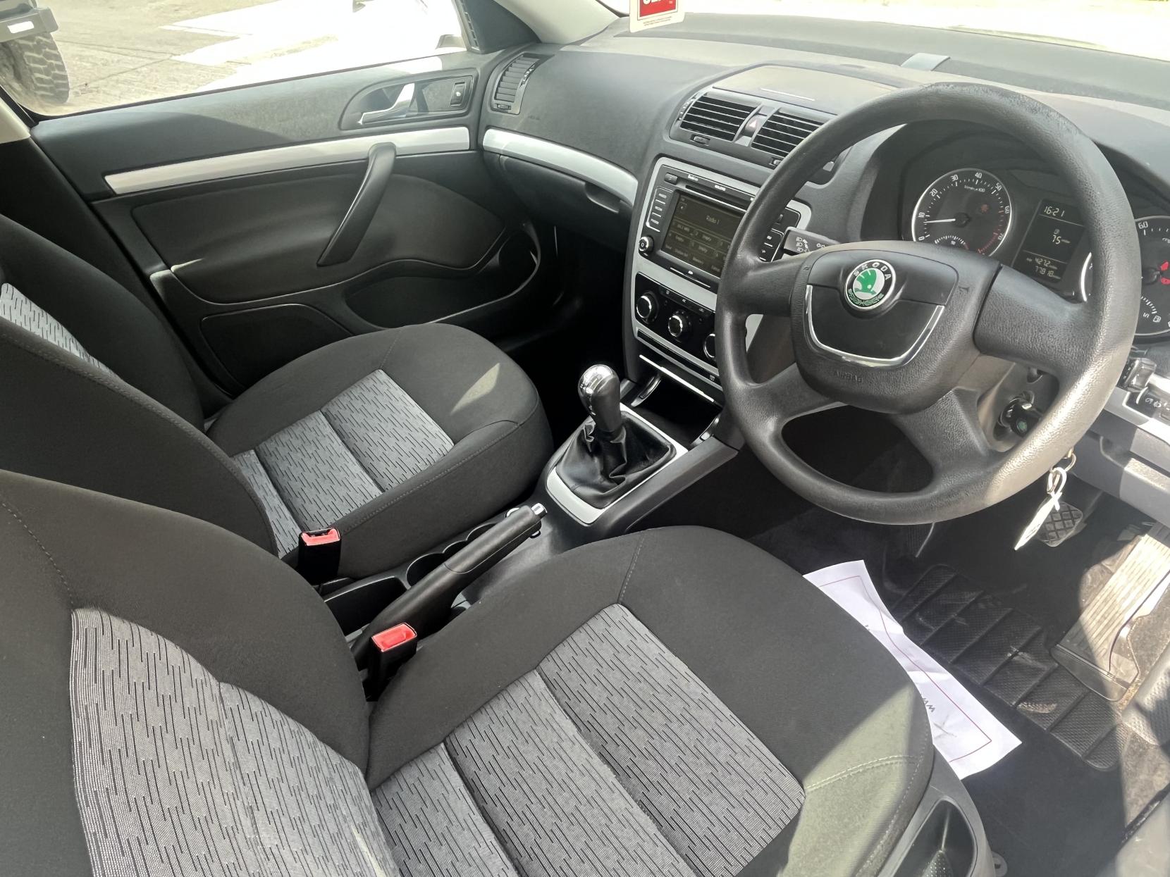 Skoda Octavia 1.4 TSI SE Hatchback 5dr Petrol Manual Euro 4 (122 ps)