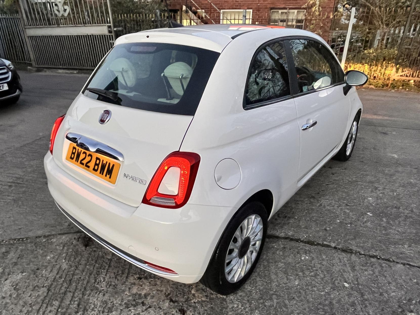 Fiat 500 1.0 MHEV Dolcevita Hatchback 3dr Petrol Manual Euro 6 (s/s) (70 bhp)