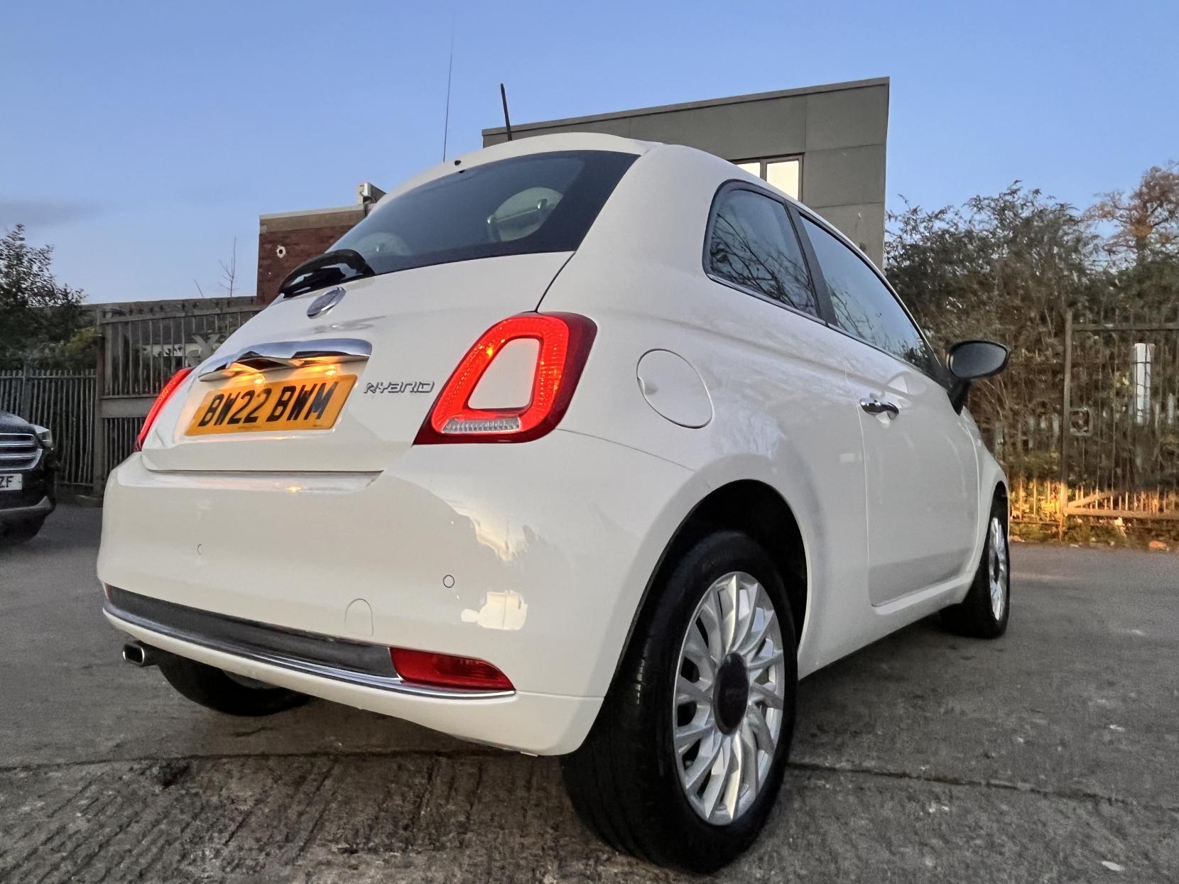 Fiat 500 1.0 MHEV Dolcevita Hatchback 3dr Petrol Manual Euro 6 (s/s) (70 bhp)