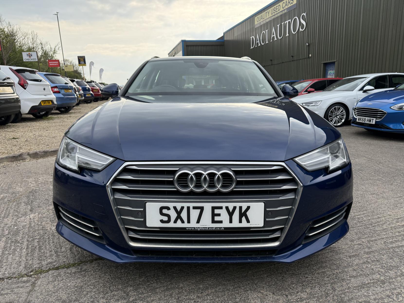 Audi A4 Avant 2.0 TDI ultra Sport Estate 5dr Diesel S Tronic Euro 6 (s/s) (190 ps)