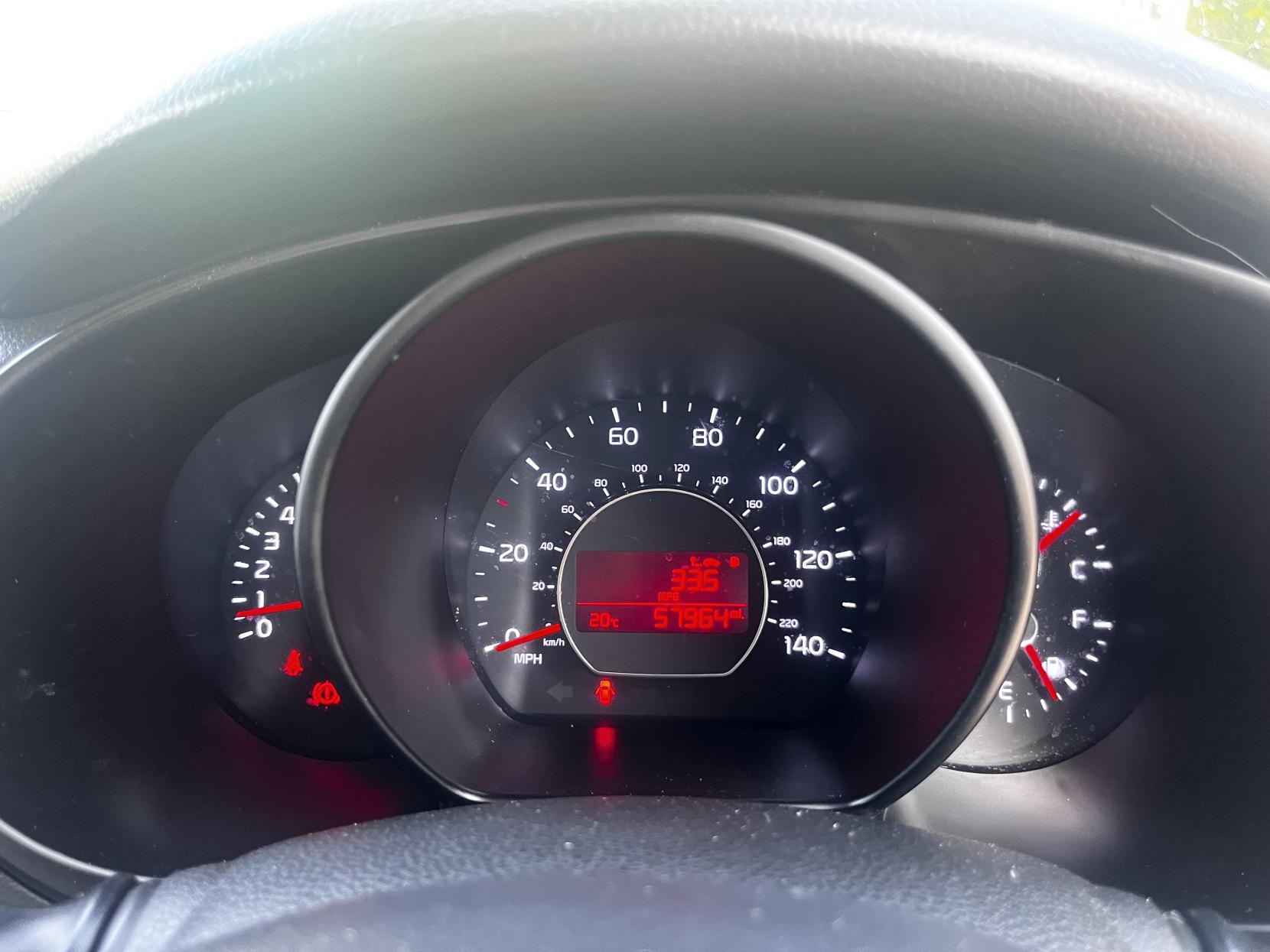 Kia Soul 1.6 GDi Connect SUV 5dr Petrol Manual Euro 6 (130 bhp)