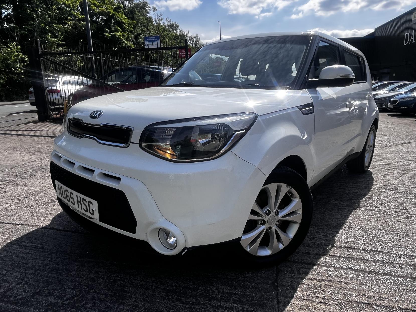 Kia Soul 1.6 GDi Connect SUV 5dr Petrol Manual Euro 6 (130 bhp)