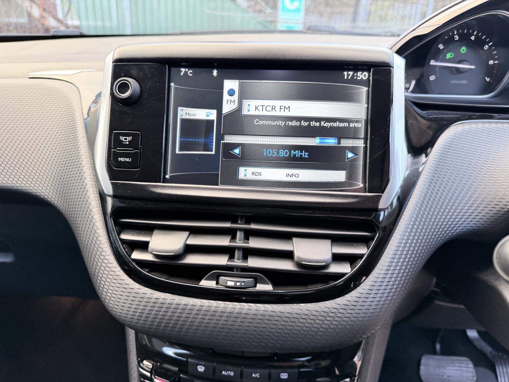 Peugeot 2008 1.6 VTi Allure SUV 5dr Petrol Auto Euro 5 (120 ps)