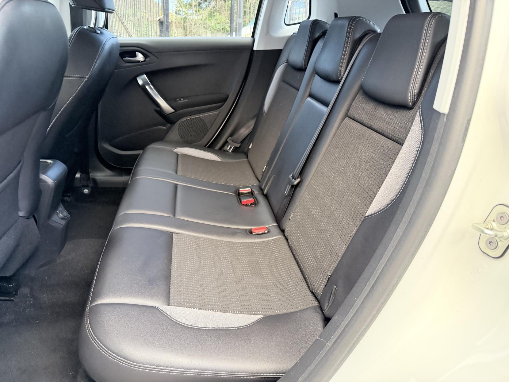 Peugeot 2008 1.6 VTi Allure SUV 5dr Petrol Auto Euro 5 (120 ps)