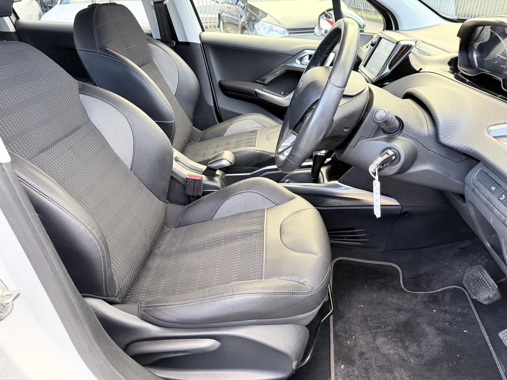 Peugeot 2008 1.6 VTi Allure SUV 5dr Petrol Auto Euro 5 (120 ps)