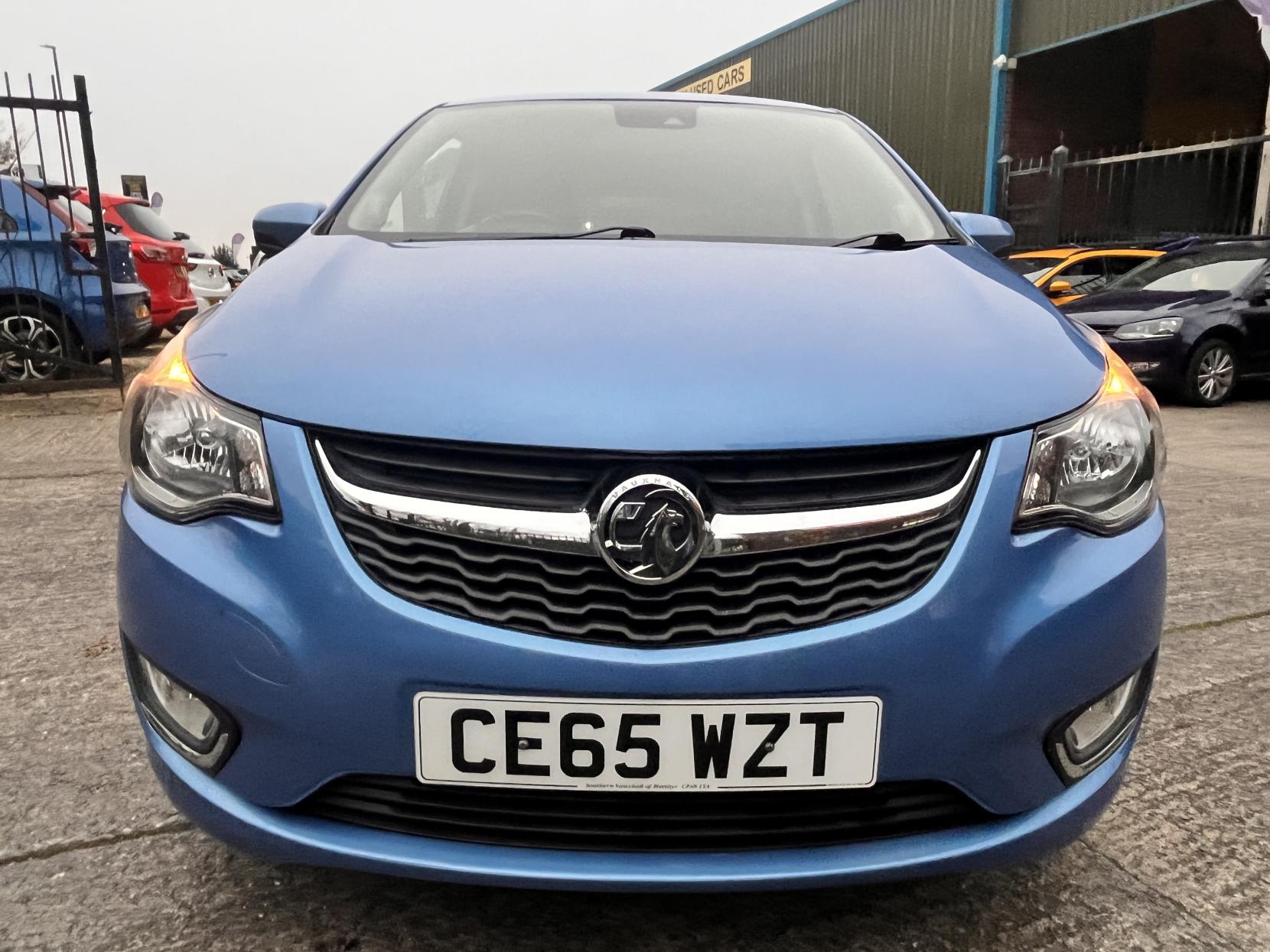 Vauxhall Viva 1.0i SL Hatchback 5dr Petrol Manual Euro 6 (75 ps)