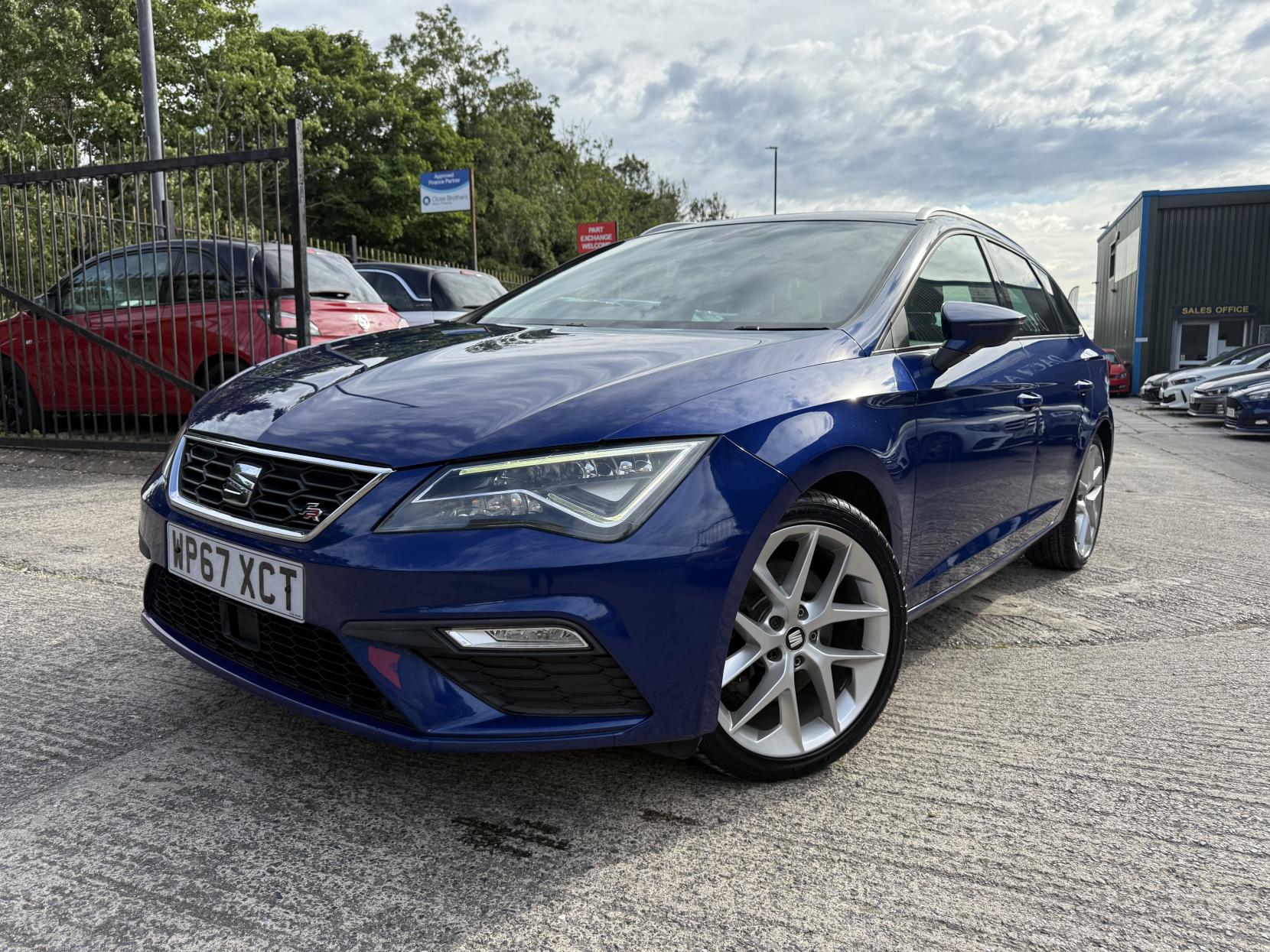 SEAT Leon 1.8 TSI FR Technology ST 5dr Petrol DSG Euro 6 (s/s) (180 ps)