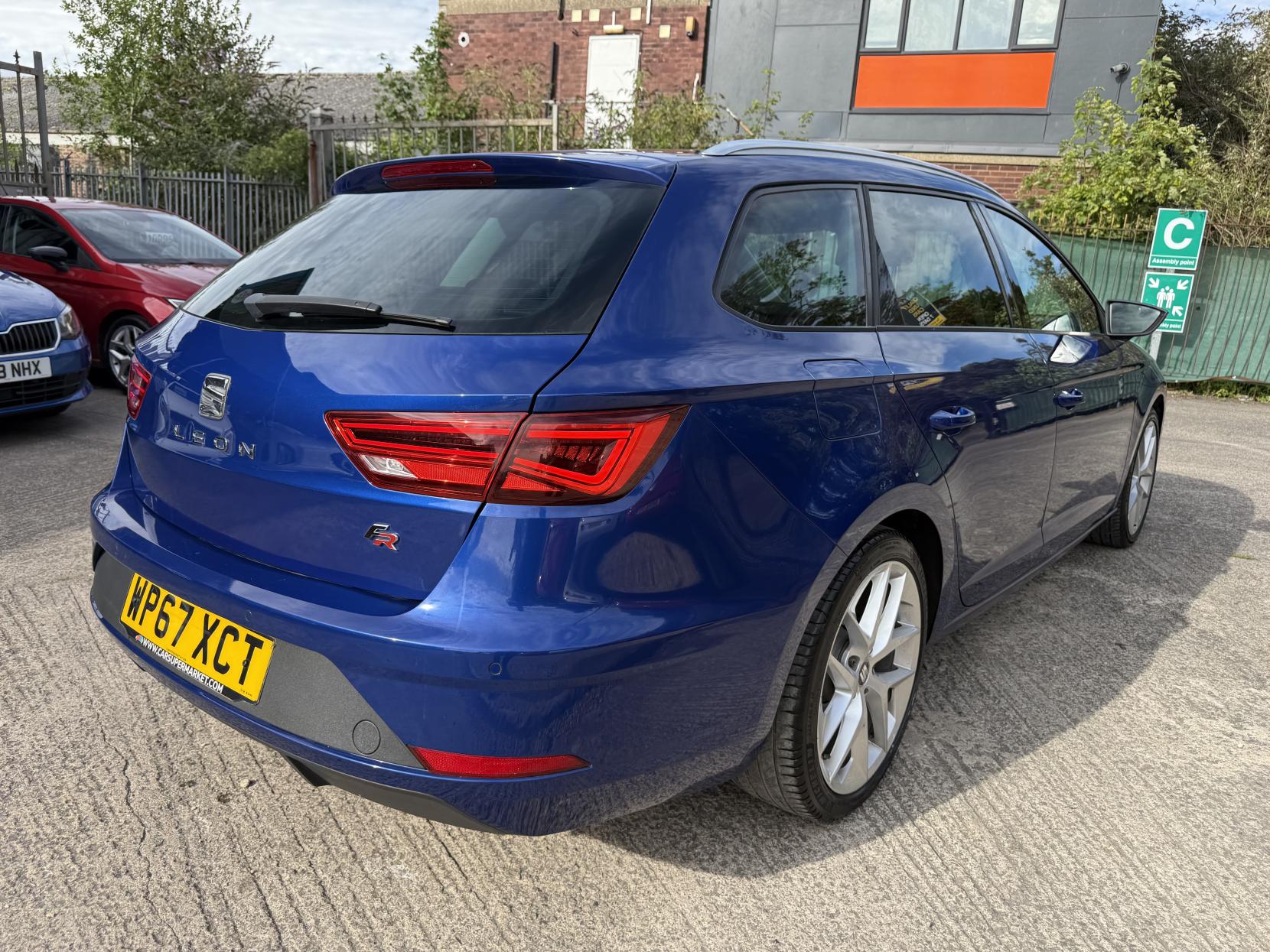 SEAT Leon 1.8 TSI FR Technology ST 5dr Petrol DSG Euro 6 (s/s) (180 ps)