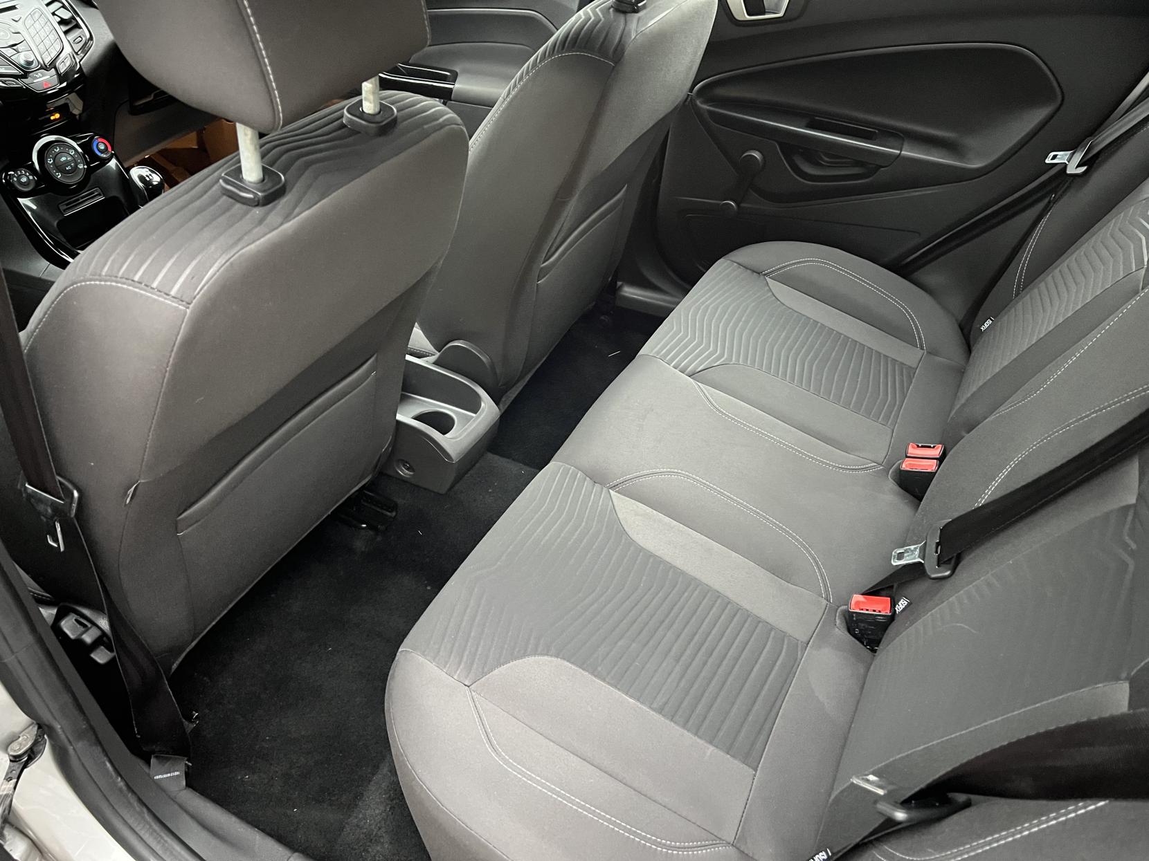 Ford Fiesta 1.25 Zetec Hatchback 5dr Petrol Manual Euro 6 (82 ps)