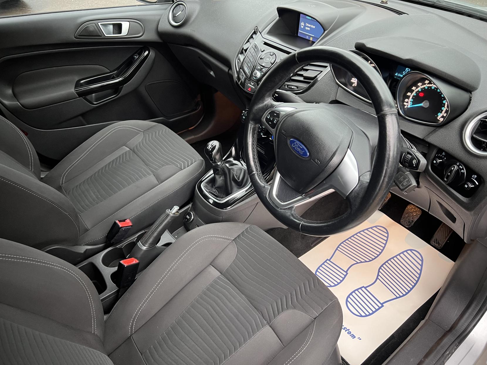 Ford Fiesta 1.25 Zetec Hatchback 5dr Petrol Manual Euro 6 (82 ps)