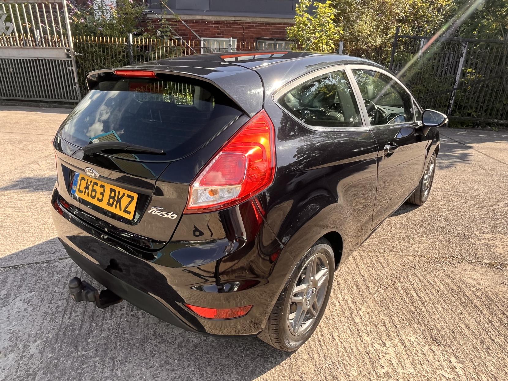 Ford Fiesta 1.25 Zetec Hatchback 3dr Petrol Manual Euro 5 (82 ps)