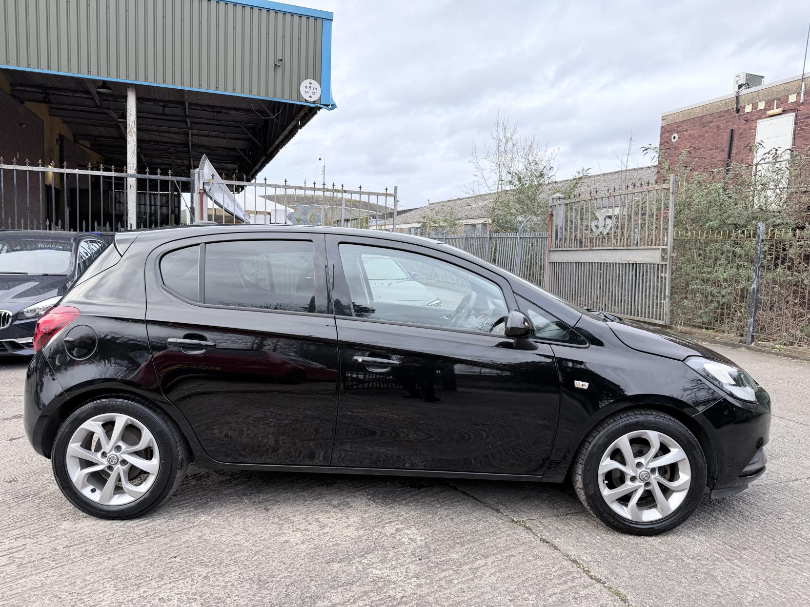 Vauxhall Corsa 1.4i ecoTEC Sport Hatchback 5dr Petrol Manual Euro 6 (75 ps)