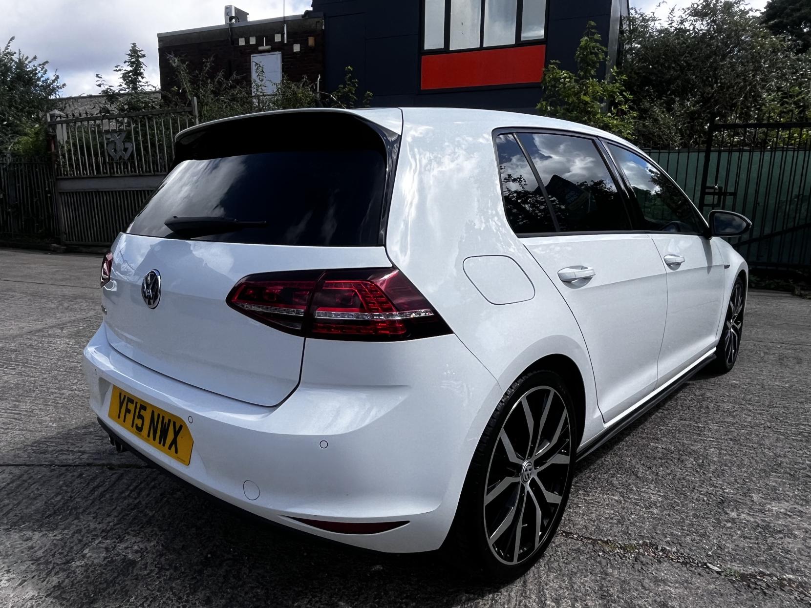 Volkswagen Golf 2.0 TDI BlueMotion Tech GTD Hatchback 5dr Diesel DSG Euro 6 (s/s) (184 ps)