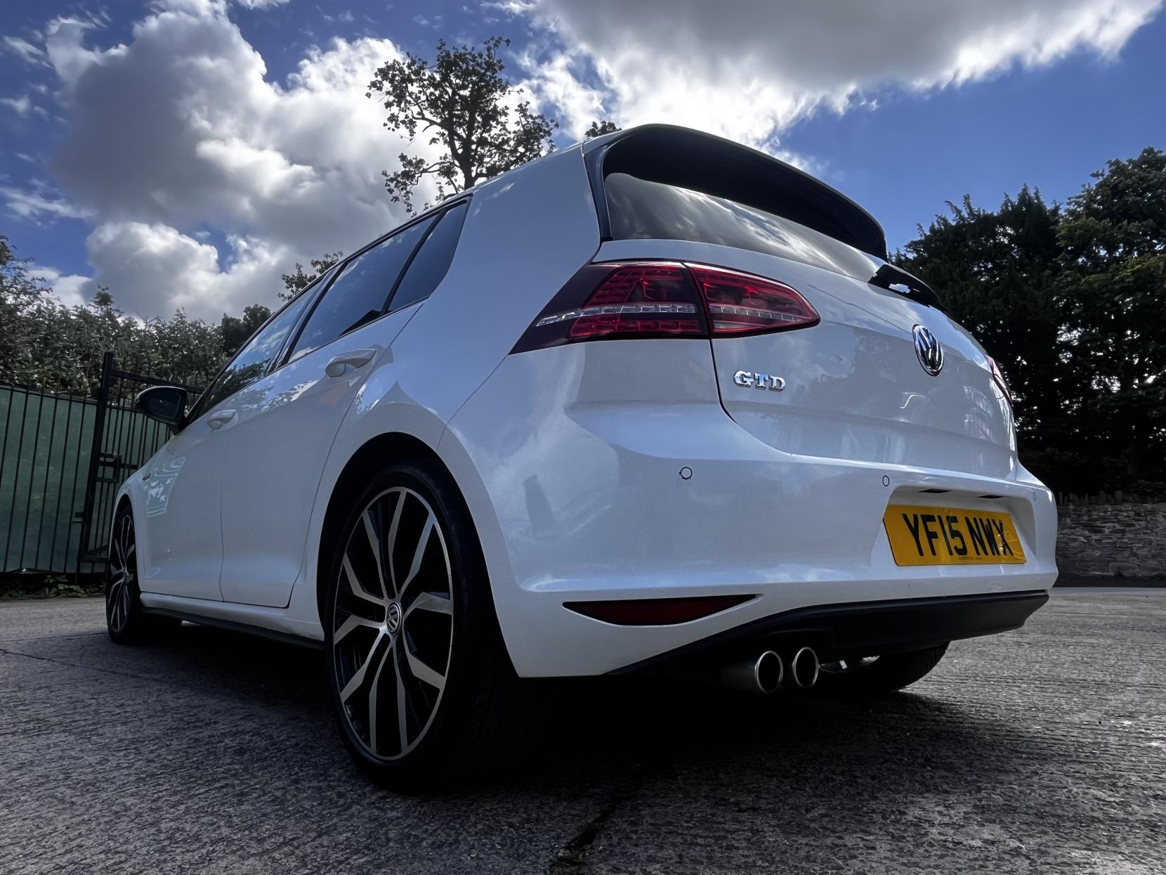 Volkswagen Golf 2.0 TDI BlueMotion Tech GTD Hatchback 5dr Diesel DSG Euro 6 (s/s) (184 ps)