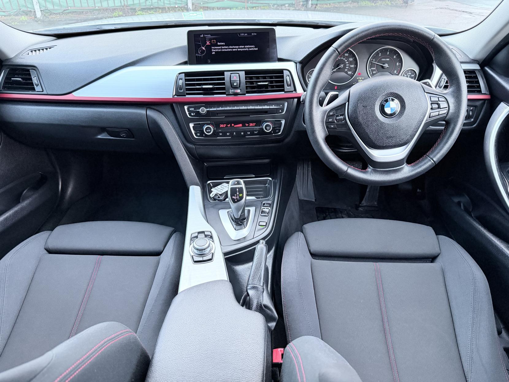 BMW 3 Series 2.0 320d Sport Touring 5dr Diesel Auto Euro 5 (s/s) (184 ps)