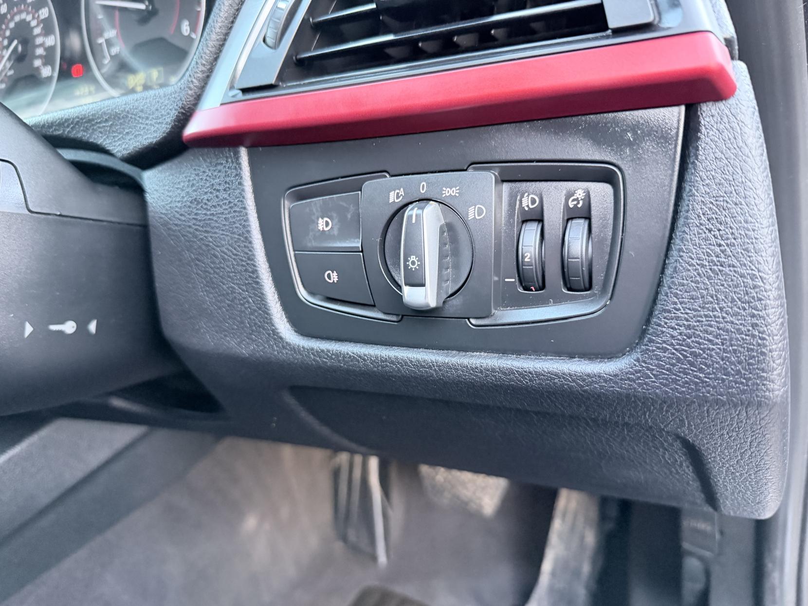 BMW 3 Series 2.0 320d Sport Touring 5dr Diesel Auto Euro 5 (s/s) (184 ps)