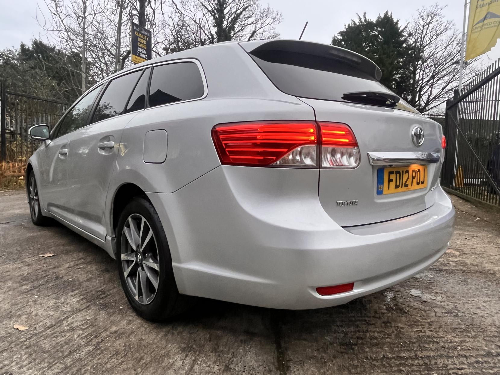 Toyota Avensis 1.8 V-Matic TR Tourer 5dr Petrol Manual Euro 5 (147 ps)