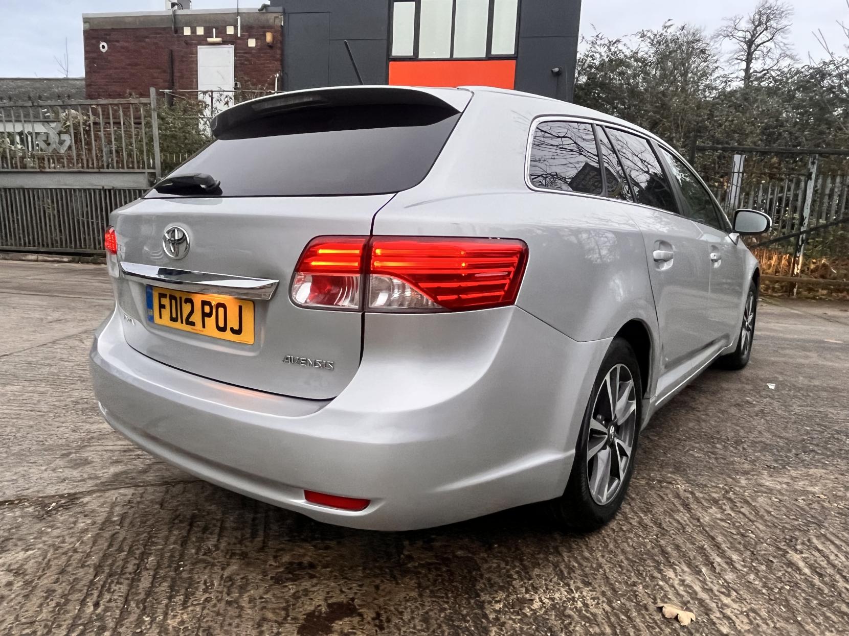 Toyota Avensis 1.8 V-Matic TR Tourer 5dr Petrol Manual Euro 5 (147 ps)