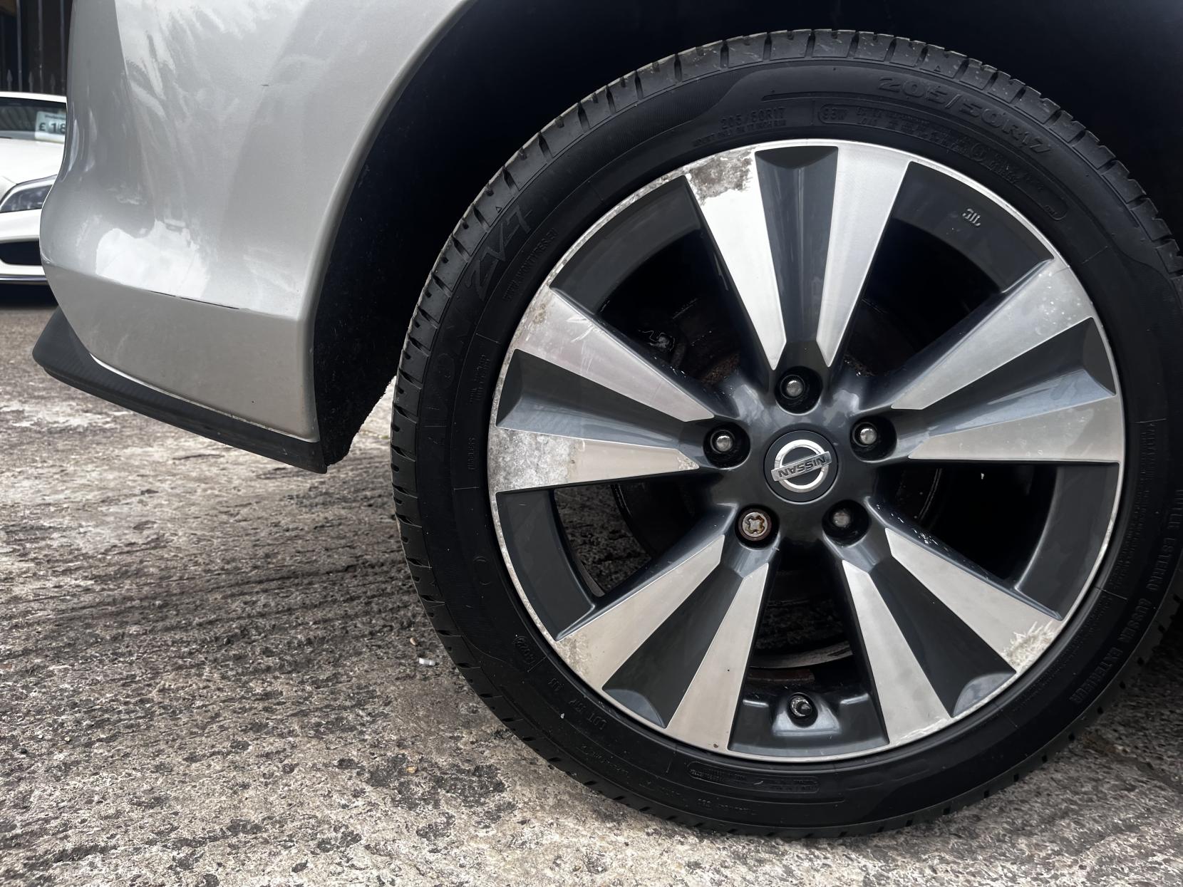 Nissan Pulsar 1.2 DIG-T N-Connecta Hatchback 5dr Petrol Manual Euro 6 (s/s) (115 ps)