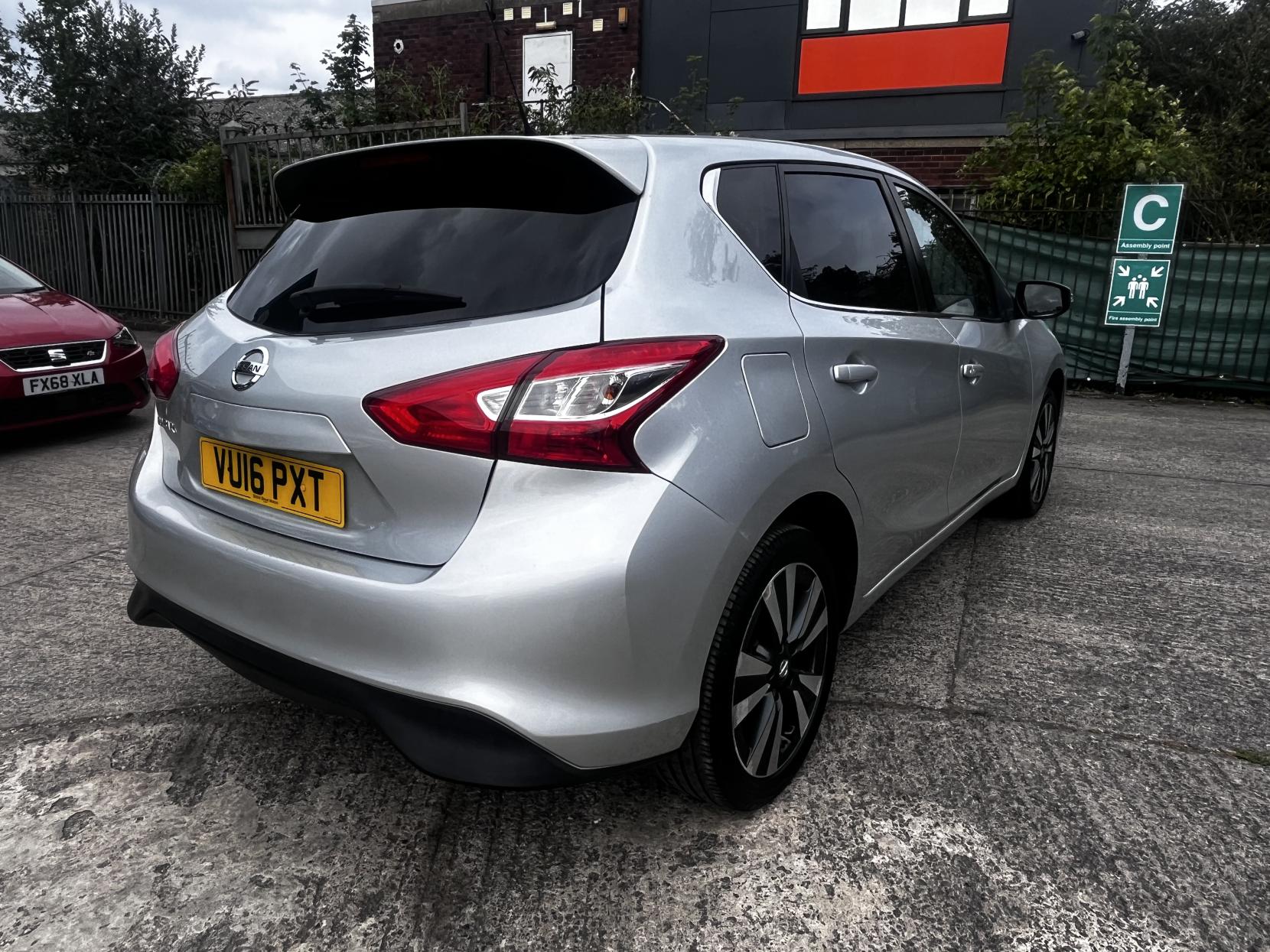 Nissan Pulsar 1.2 DIG-T N-Connecta Hatchback 5dr Petrol Manual Euro 6 (s/s) (115 ps)