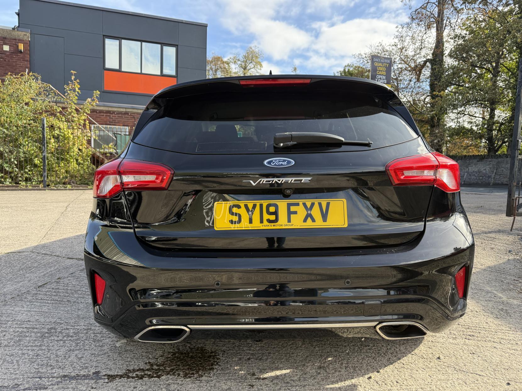 Ford Focus 1.0T EcoBoost Vignale Hatchback 5dr Petrol Auto Euro 6 (s/s) (125 ps)
