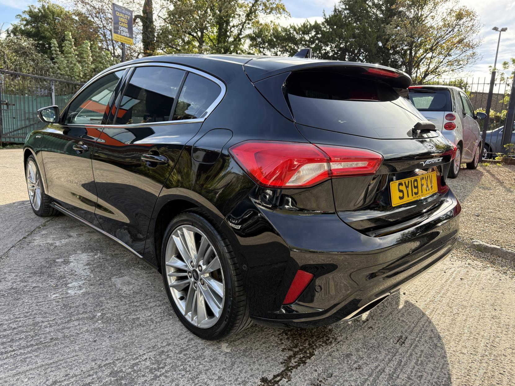 Ford Focus 1.0T EcoBoost Vignale Hatchback 5dr Petrol Auto Euro 6 (s/s) (125 ps)