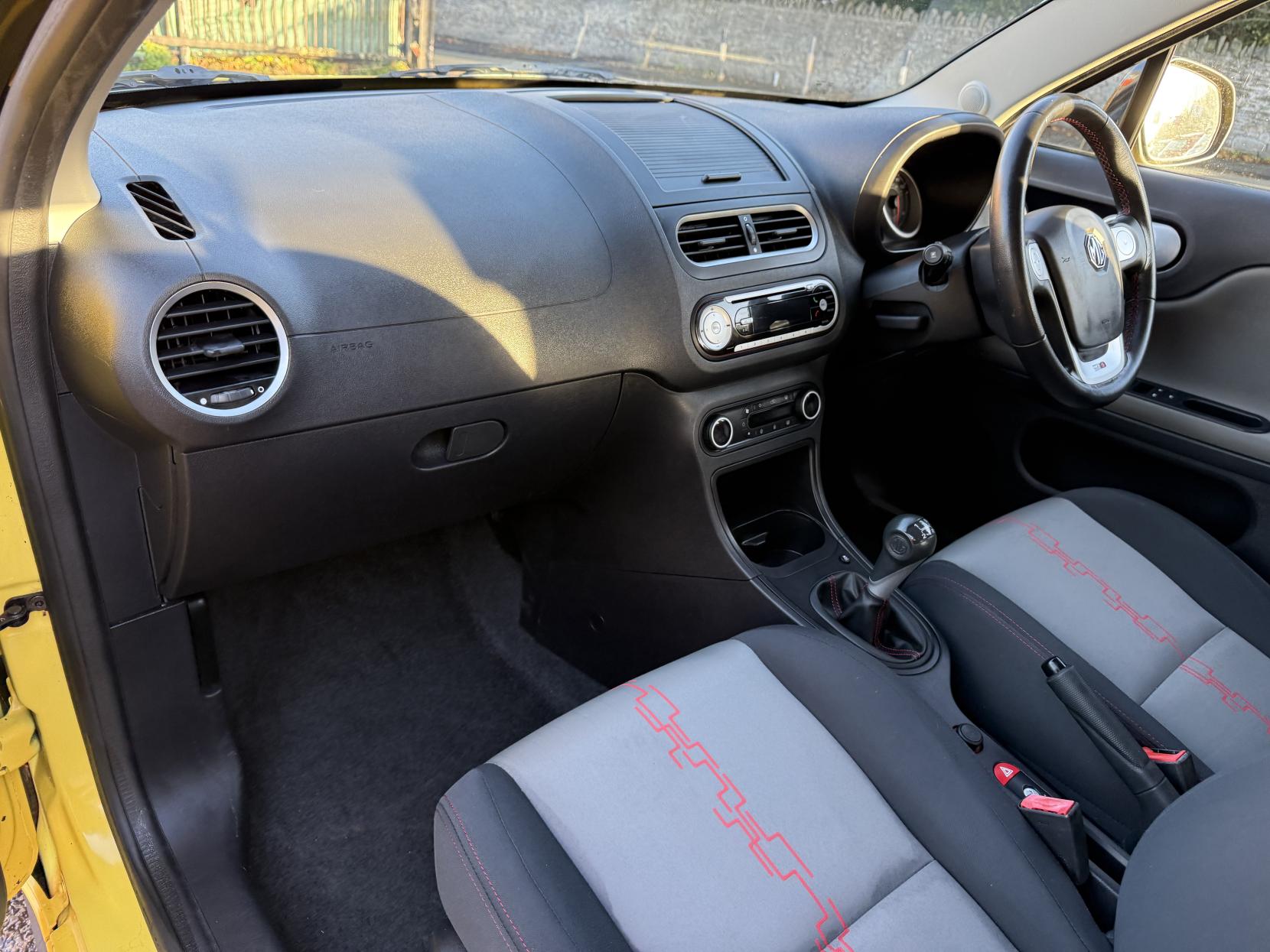 MG MG3 1.5 VTi-TECH 3Form Sport Hatchback 5dr Petrol Manual Euro 6 (s/s) (106 ps)