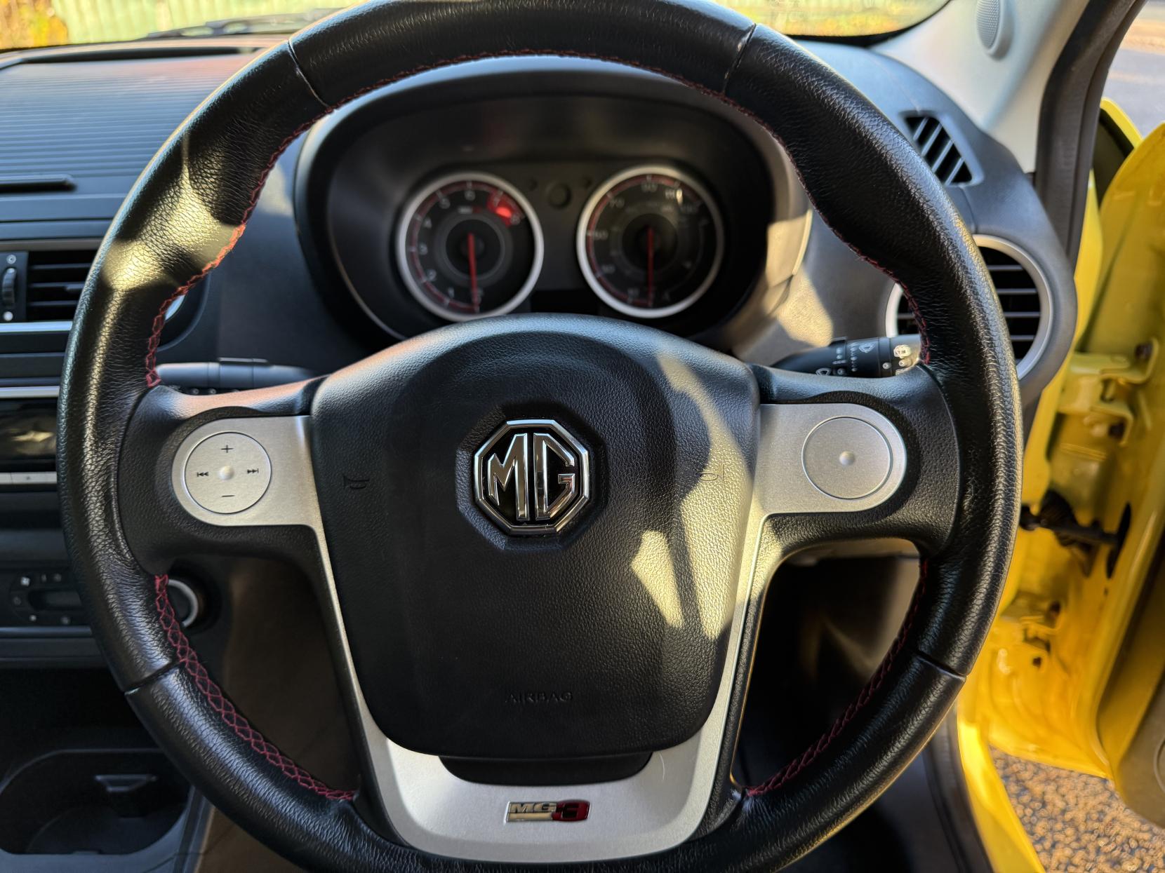 MG MG3 1.5 VTi-TECH 3Form Sport Hatchback 5dr Petrol Manual Euro 6 (s/s) (106 ps)