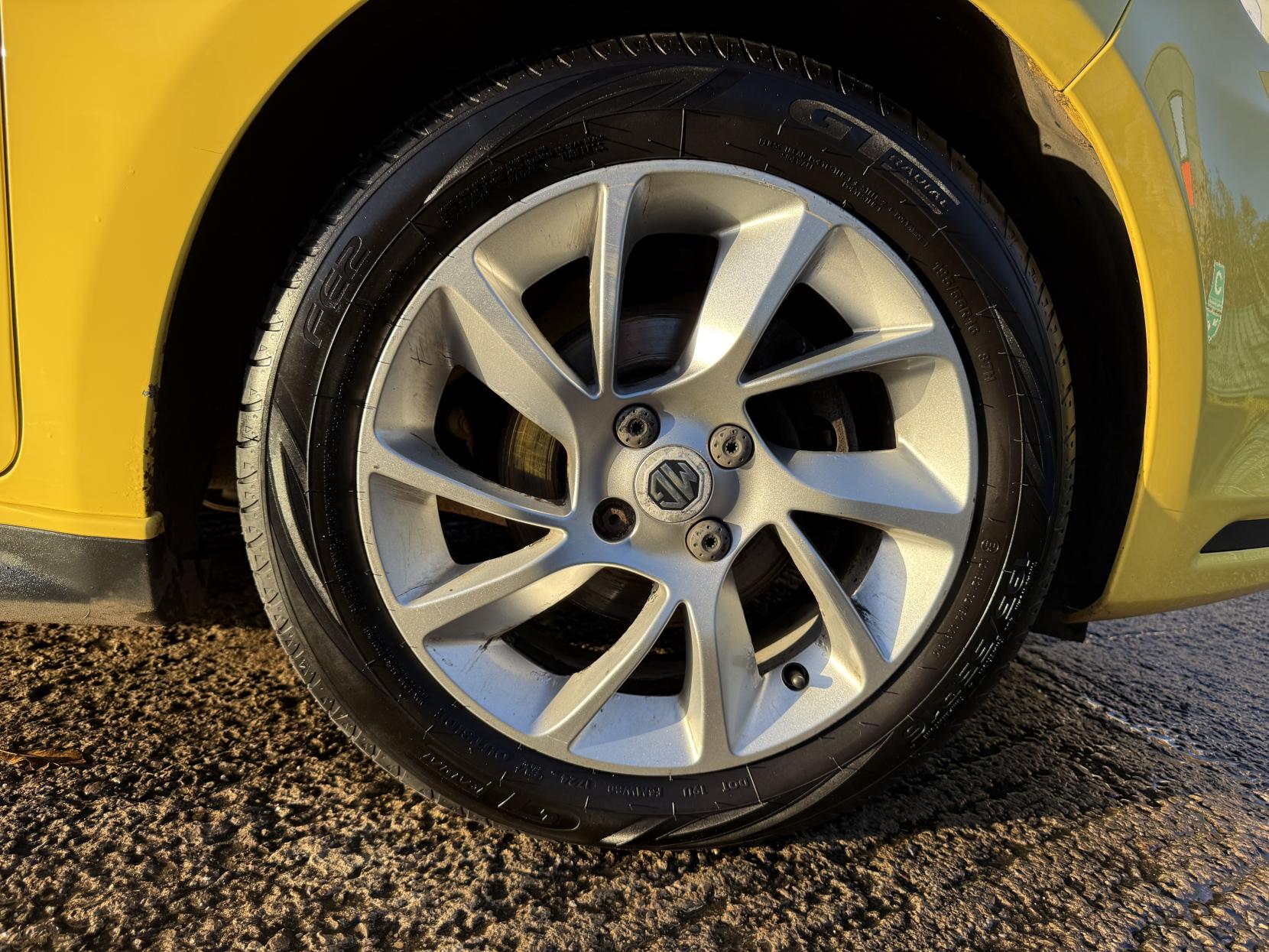 MG MG3 1.5 VTi-TECH 3Form Sport Hatchback 5dr Petrol Manual Euro 6 (s/s) (106 ps)