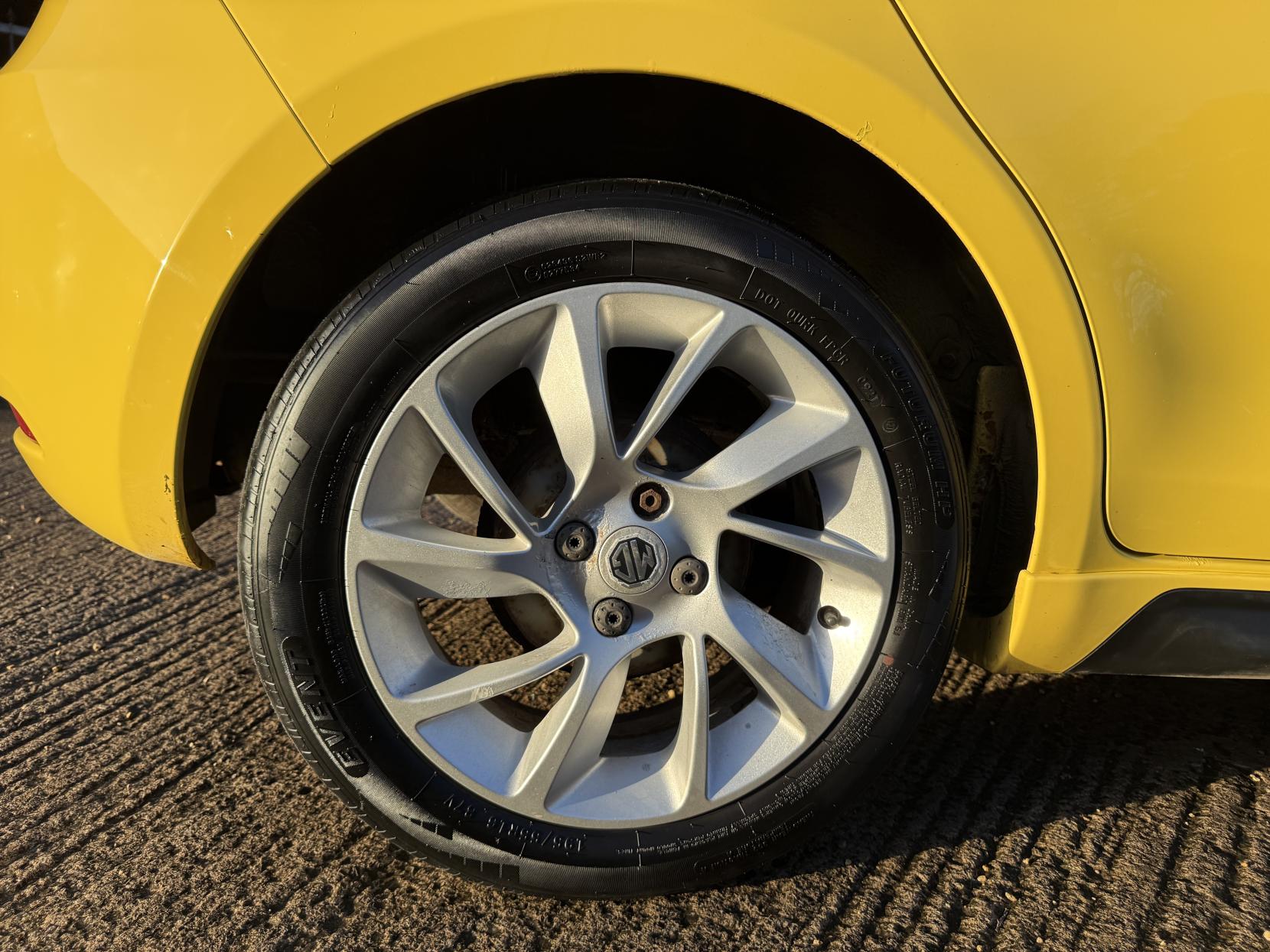 MG MG3 1.5 VTi-TECH 3Form Sport Hatchback 5dr Petrol Manual Euro 6 (s/s) (106 ps)