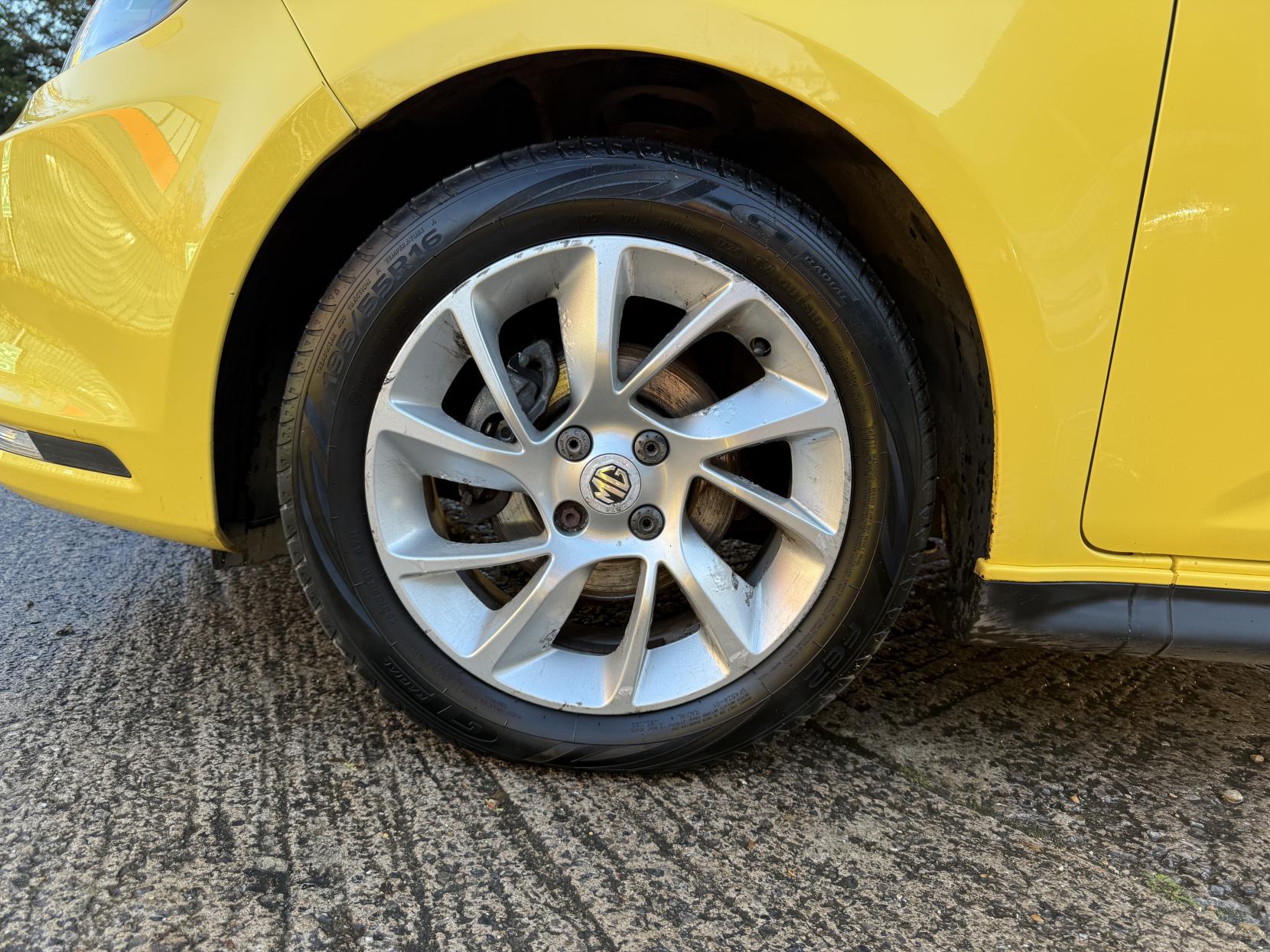 MG MG3 1.5 VTi-TECH 3Form Sport Hatchback 5dr Petrol Manual Euro 6 (s/s) (106 ps)