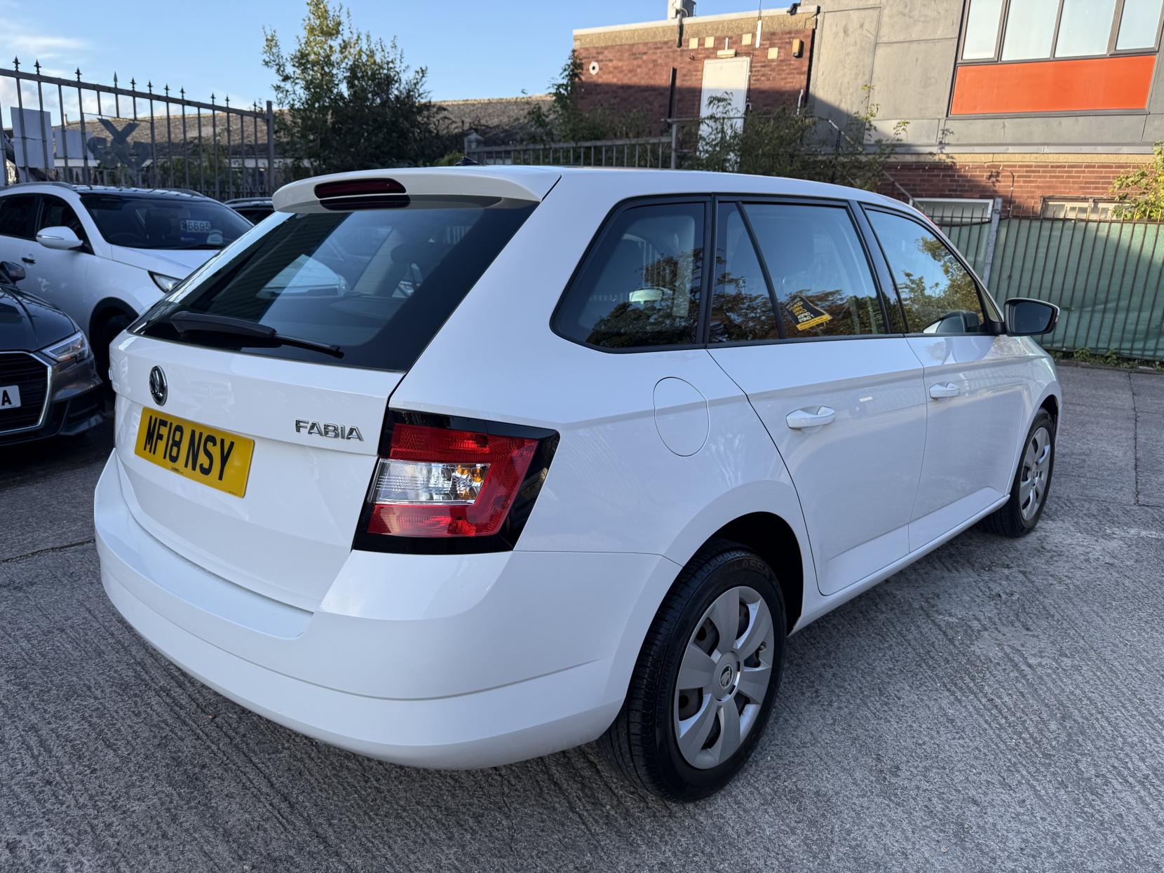 Skoda Fabia 1.0 S Estate 5dr Petrol Manual Euro 6 (s/s) (75 ps)